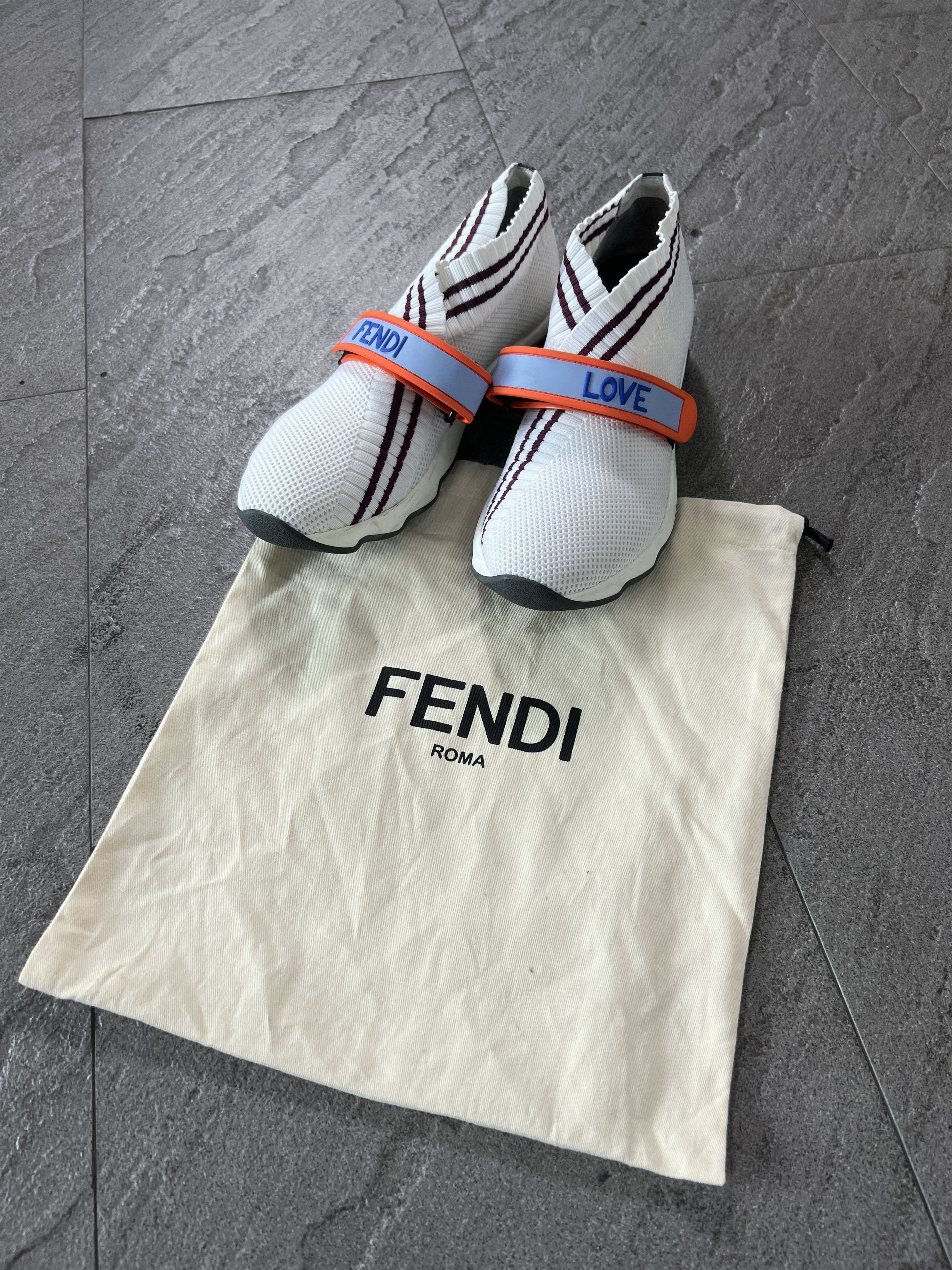 Fendi FENDI LOVE Strap Sock Sneakers White EU38 Size US 8 / IT 38 - 12 Thumbnail
