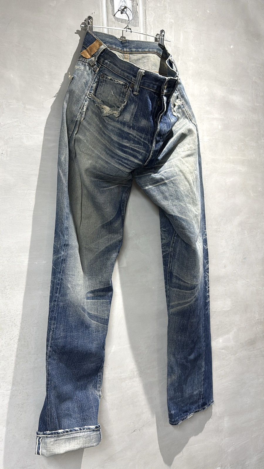 Levi's Vintage Clothing Levis 501 LVC JAPAN MADE SUPER DISTRESSED DENIM JEANS Size US 34 / EU 50 - 4 Thumbnail