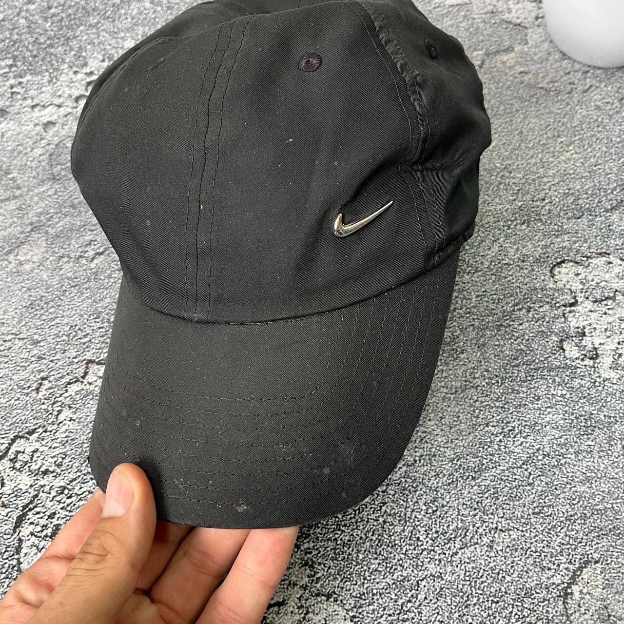 Nike Vintage Nike 90s Black Cap Metal Swoosh Y2k OneSize Size ONE SIZE - 13 Thumbnail