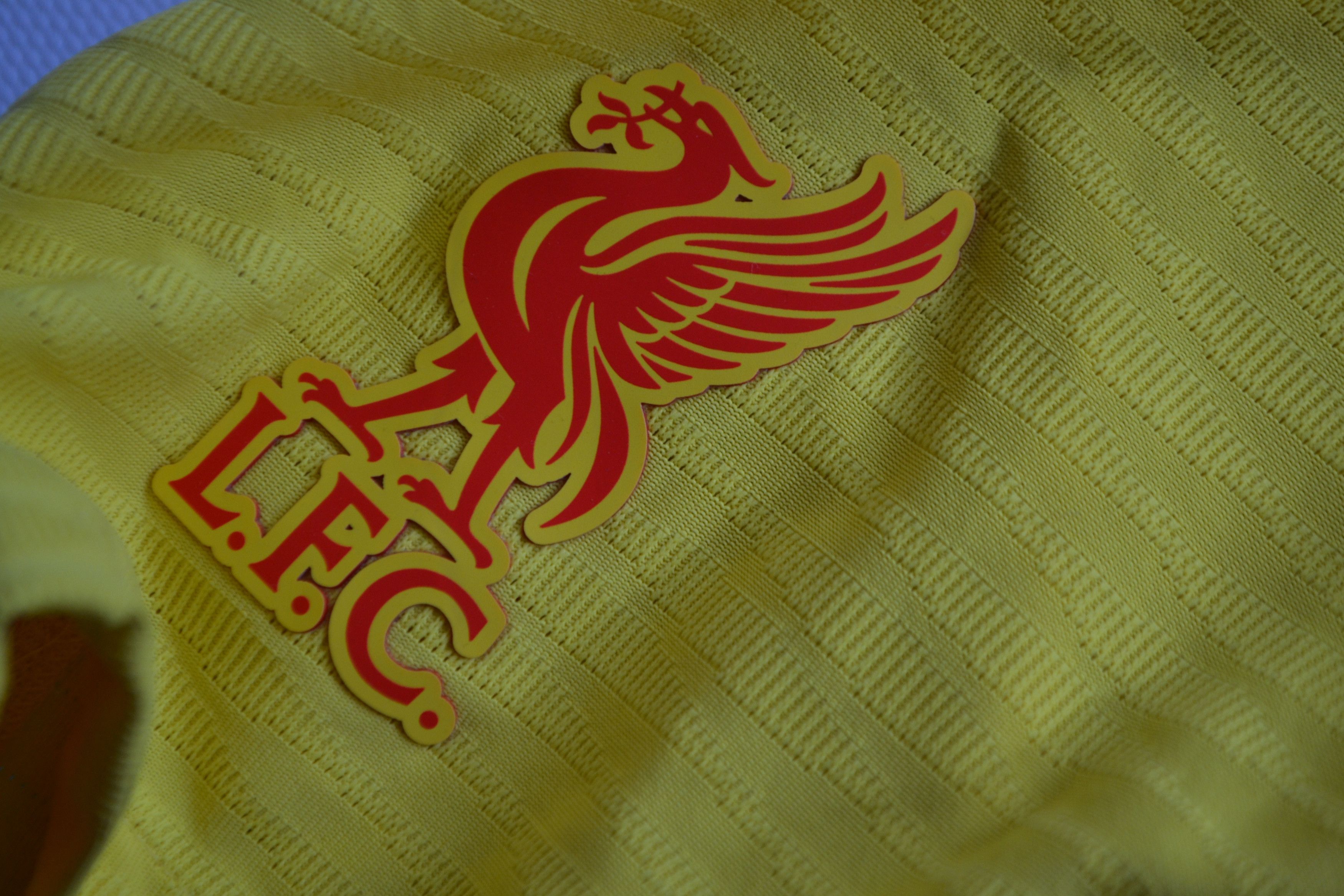 Nike AUTHENTIC Liverpool Third 2021 2022 Football Shorts Soccer Size US 30 / EU 46 - 6 Thumbnail