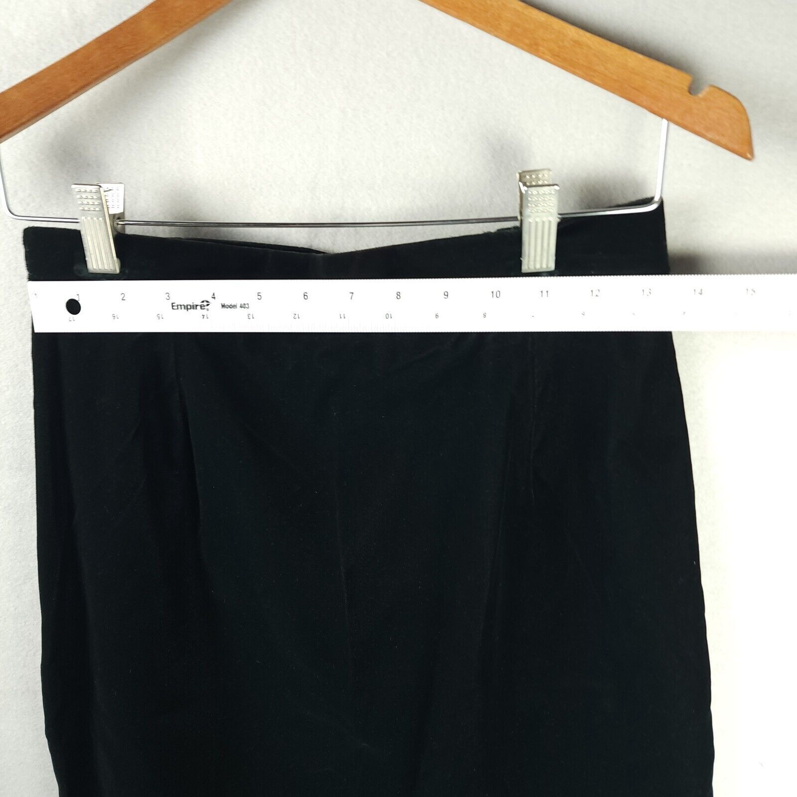 Vintage Norton McNaughton Green Velvet Skirt Size 10 Pencil Size 32" / US 10 / IT 46 - 2 Thumbnail