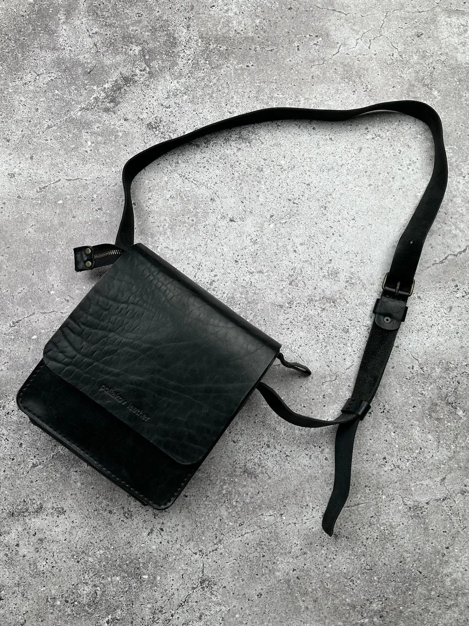 Japanese Brand Vintage Leather Bag C482(V187) Size ONE SIZE - 1 Thumbnail