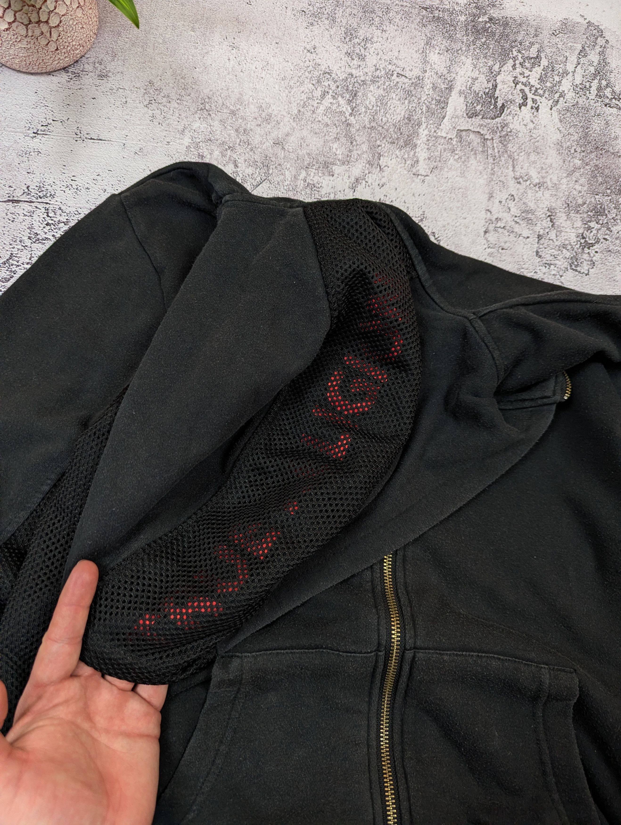 True Religion VTG True Religion Faded Distressed Zip Hoodie XL Size US L / EU 52-54 / 3 - 13 Thumbnail