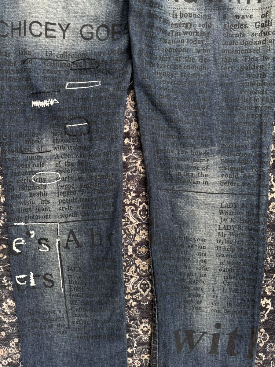 John Galliano John Galliano Newspaper Art Print Denim Pants Size US 30 / EU 46 - 12 Thumbnail