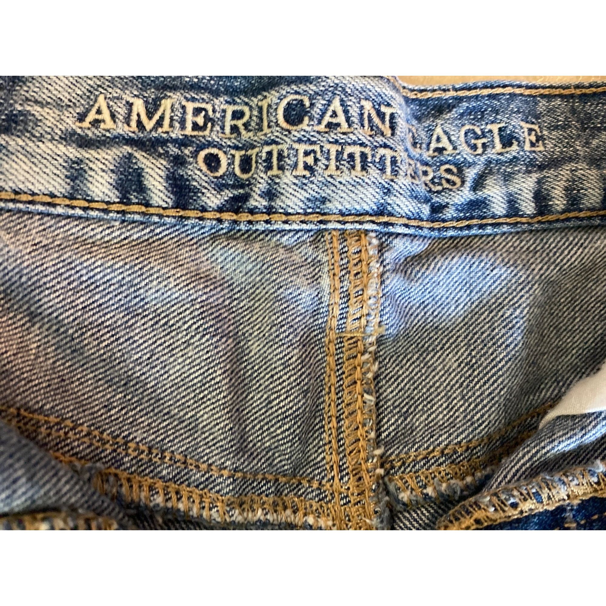 American Eagle Outfitters AMERICAN EAGLE VINTAGE HI-RISE FESTIVAL RETRO CUTOFF SHORTS Size 25" / US 0 / IT 36 - 7 Thumbnail