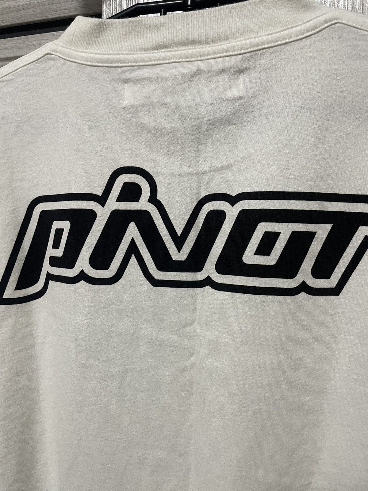Off-White Off-White Mona Lisa Pivot Oversized Shirt Size US M / EU 48-50 / 2 - 13 Thumbnail