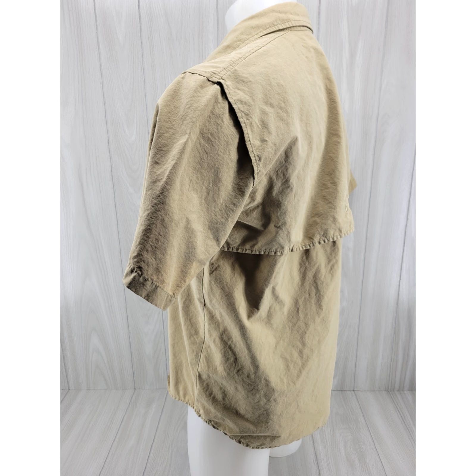 Vintage Ducks Unlimited Button-Up Shirt Mens M Tan Beige Cotton Nylon Vented Pockets Embroidered Fishing Beach Outdoor Nautical 90s? Size US M / EU 48-50 / 2 - 7 Thumbnail