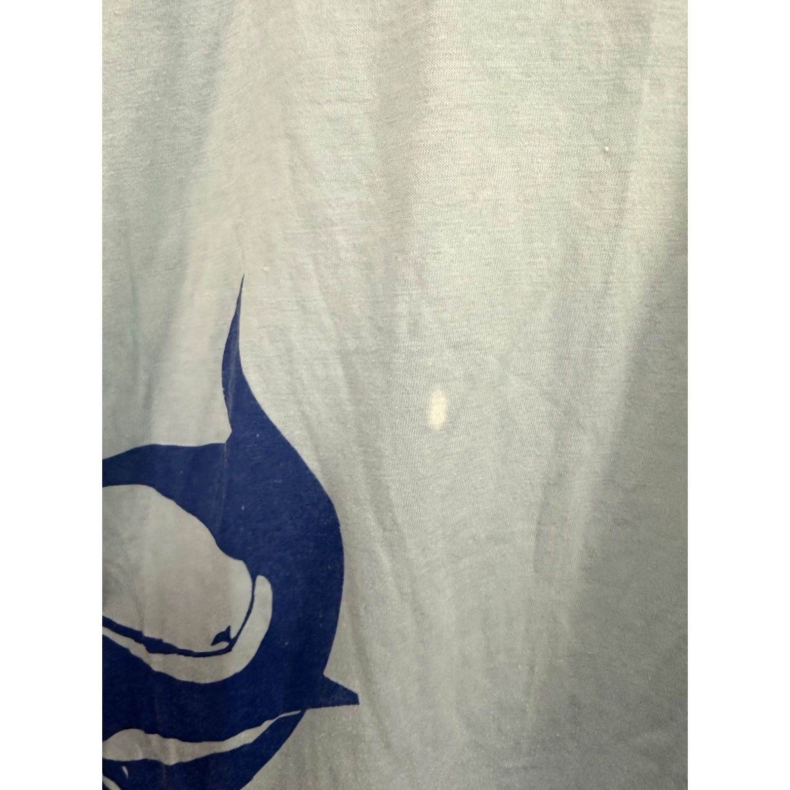 Hanes VINTAGE Hammerhead Shark Wrap Around Hanes 50/50 T-Shirt L Men Blue 80s 90s Burnout Thin Decade Shirt Mens Size US L / EU 52-54 / 3 - 7 Thumbnail
