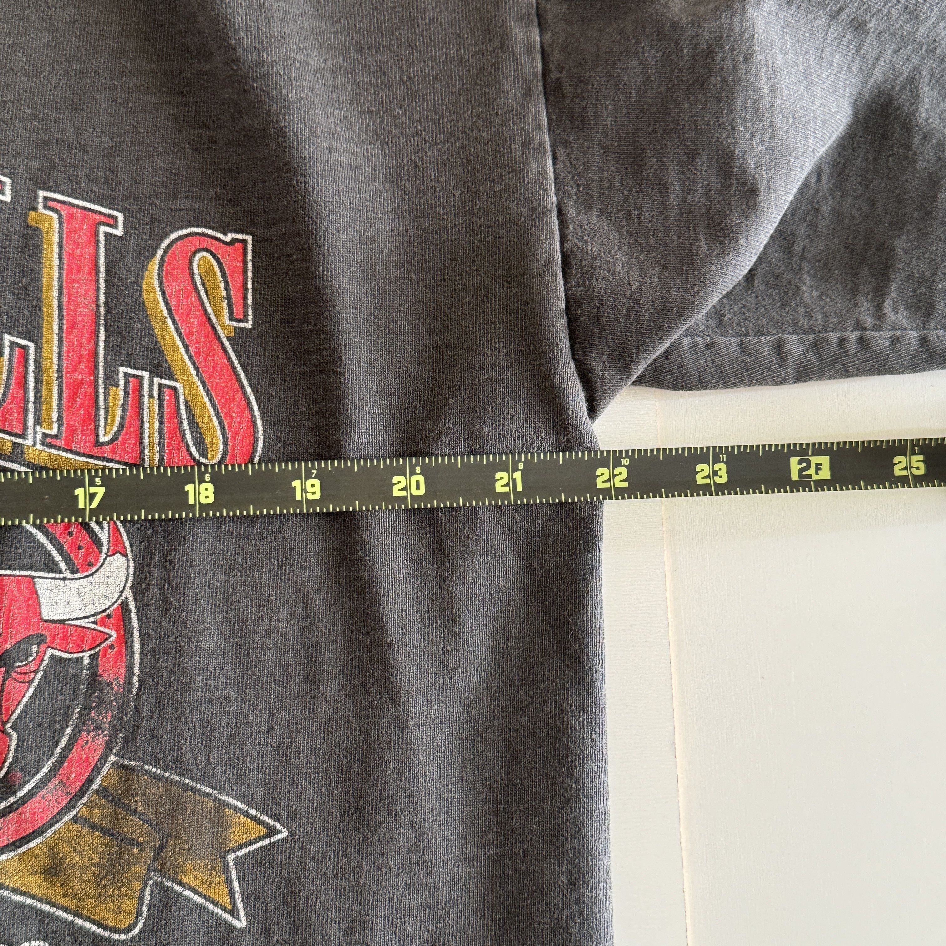 NBA Vintage Chicago Bulls T-shirt NBA 1992 World Champ Tee XL Size US XL / EU 56 / 4 - 11 Thumbnail