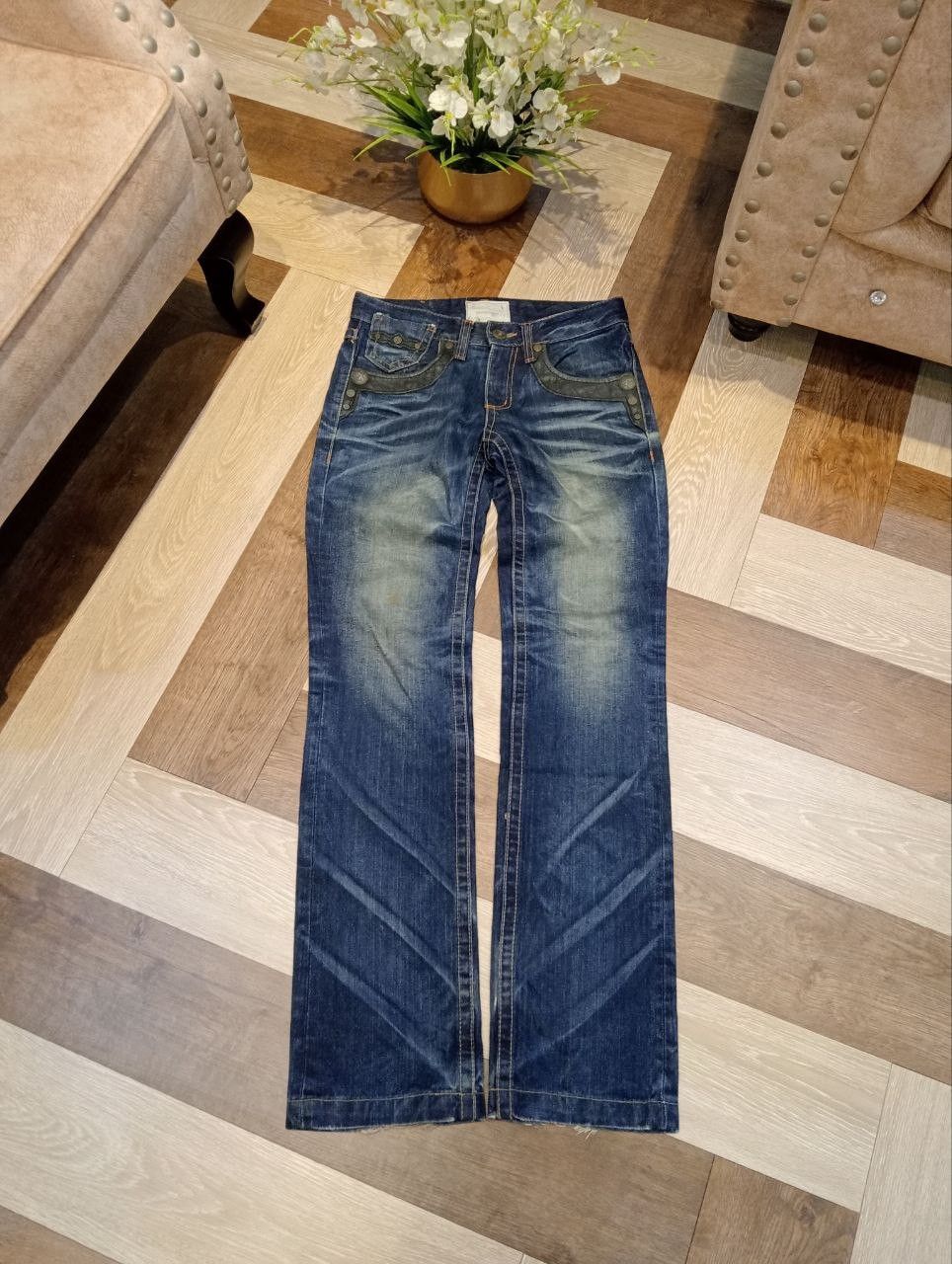 Japanese Brand LOLITA JEANS BLUE WASHED DENIM COTTON LEATHER POCKET PANTS Size US 28 / EU 44 - 1 Thumbnail