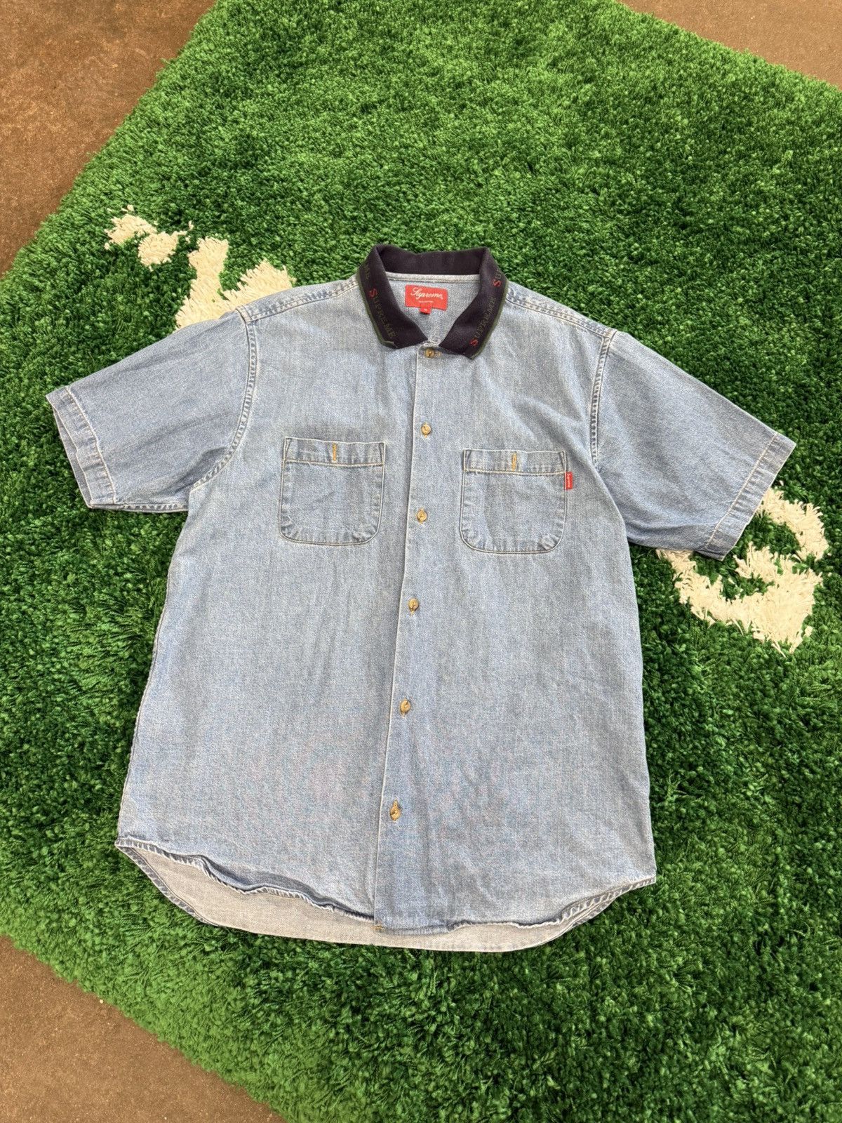 Supreme Supreme Logo Rib Collar Denim Shirt Sz. Medium SS17 Size US M / EU 48-50 / 2 - 1 Thumbnail