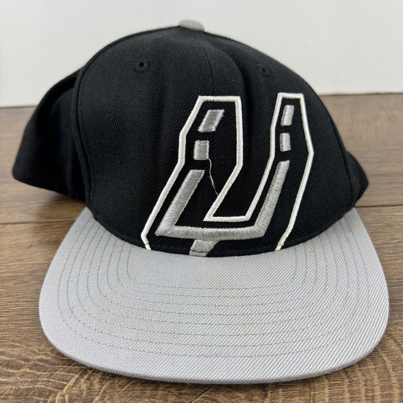 Mitchell & Ness San Antonio Spurs Hat Mitchell & Ness Black Hat Adjustable S Size ONE SIZE - 3 Thumbnail