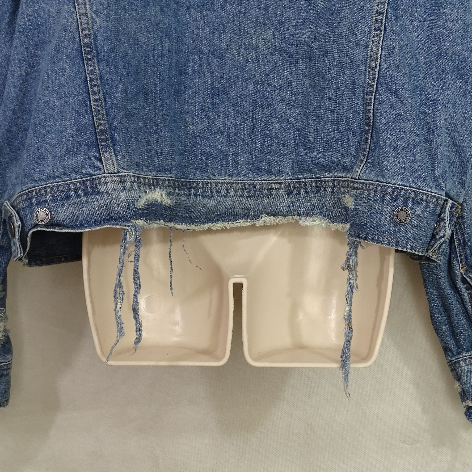 Judy Blue Judy Blue Distressed Ripped Denim Jacket Women Size 3XL Size 3XL / US 20-22 - 6 Thumbnail