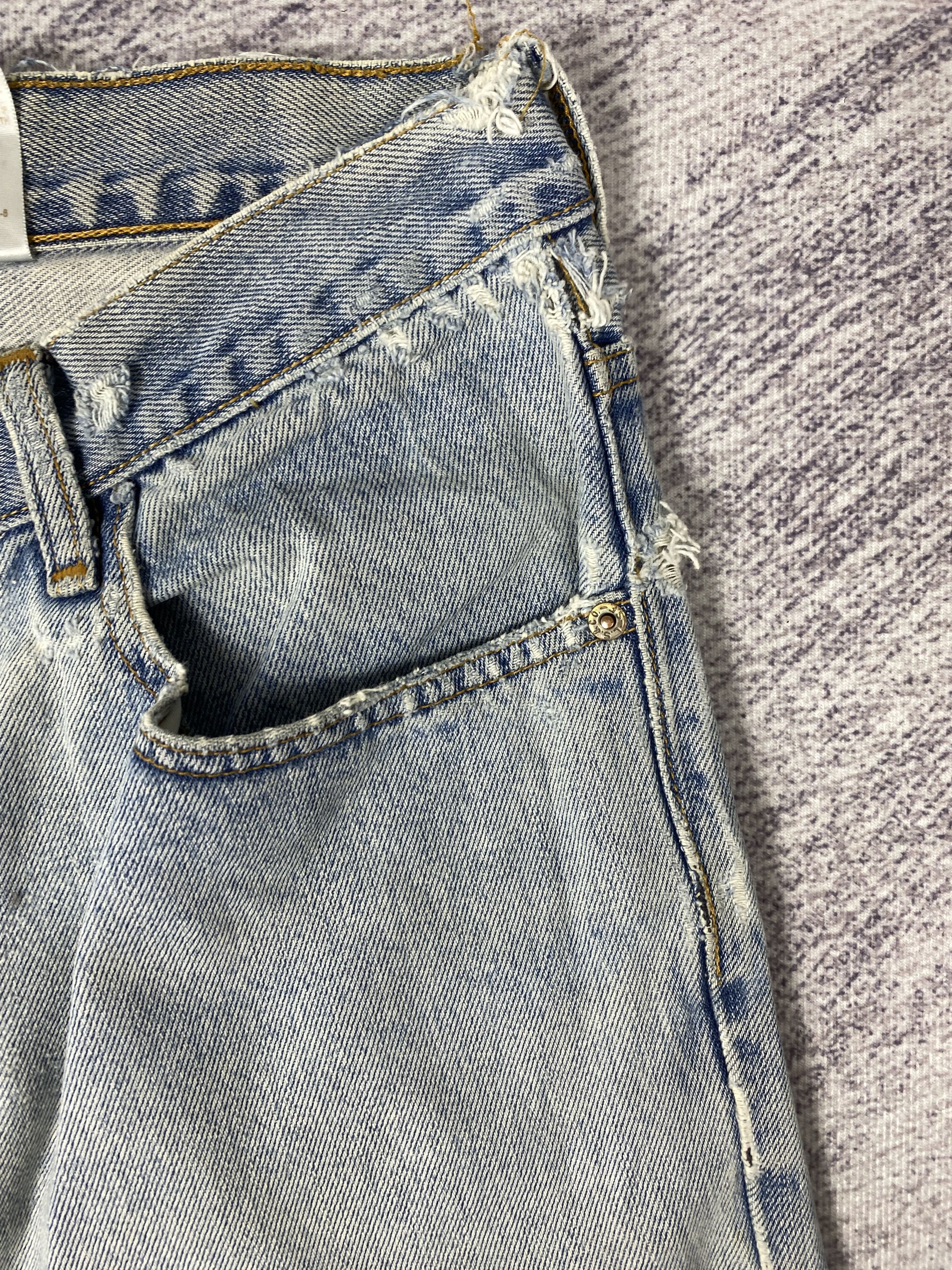 Levi's Vintage Levi's 560 Faded Blue Distressed Denim Jeans P0475 Size US 32 / EU 48 - 7 Thumbnail
