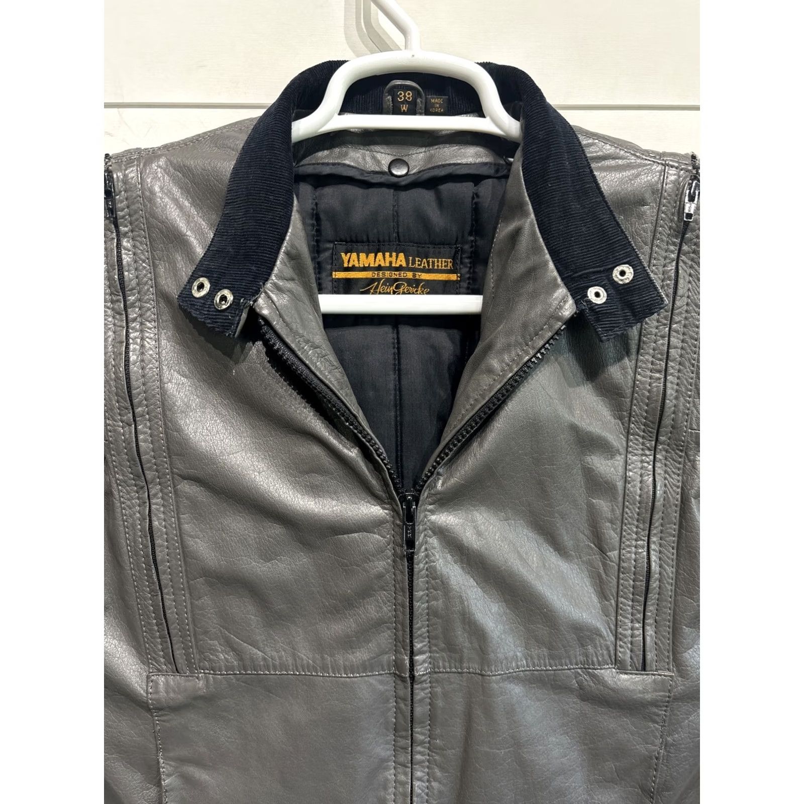 Yamaha VINTAGE Yamaha Leather Hein Gericke Thriller Motorcycle Biker Racing Jacket 38W Gray Size 38W Jacket Mens Womens Size US XXS / EU 40 - 2 Thumbnail