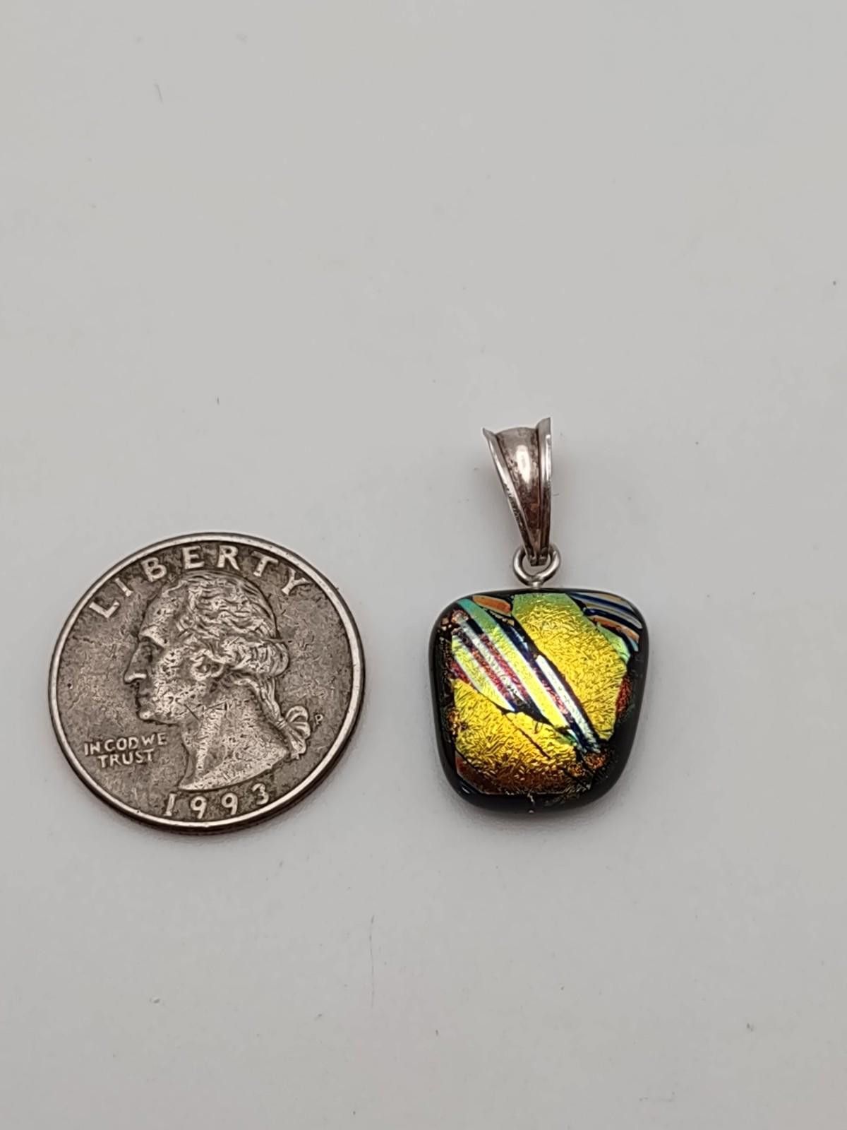 The Unbranded Brand Painted Art Glass Pendant Iridescent Abstract Square Size ONE SIZE - 4 Thumbnail