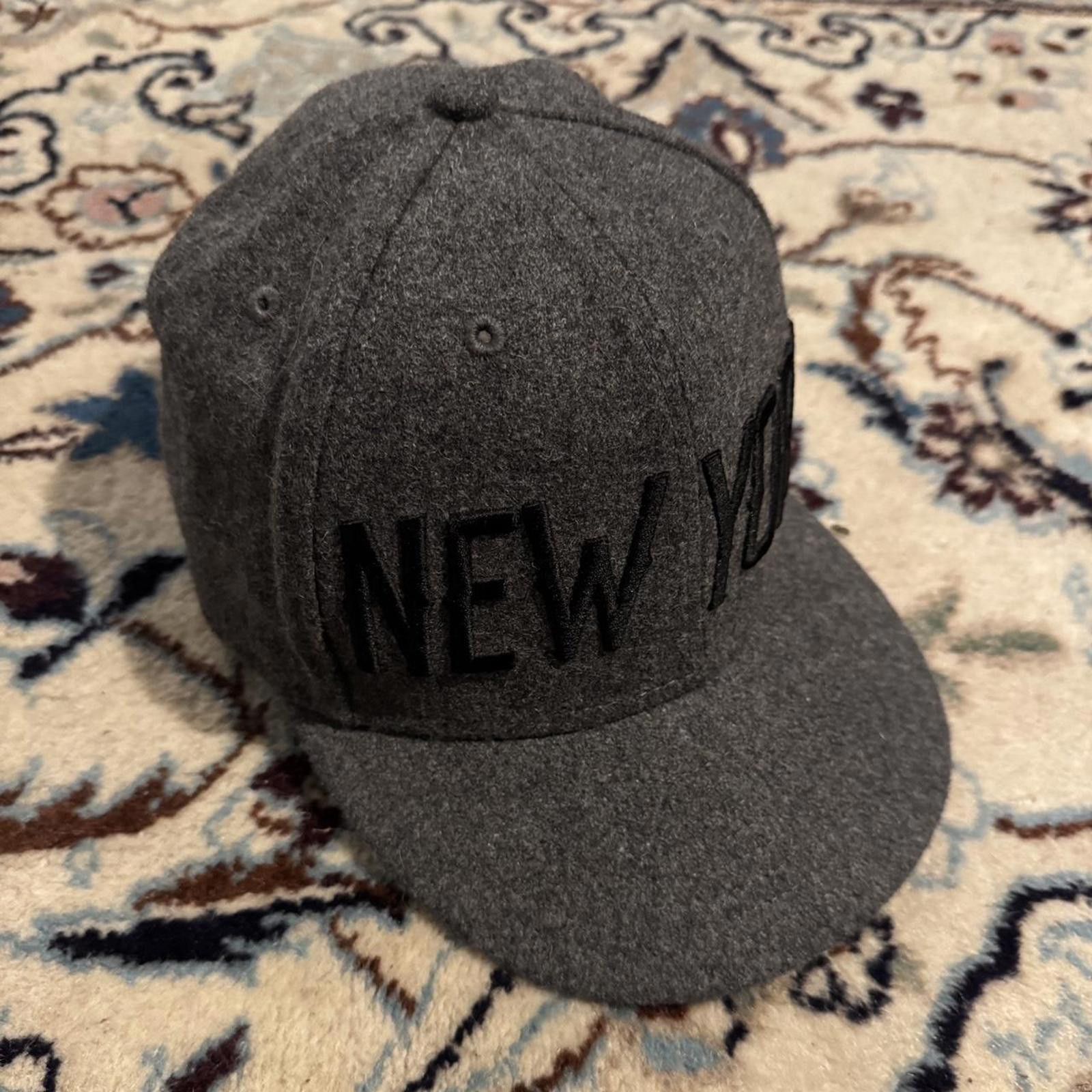 New Era Grey New Era x Marc Jacobs New York fitted hat Size ONE SIZE - 2 Thumbnail