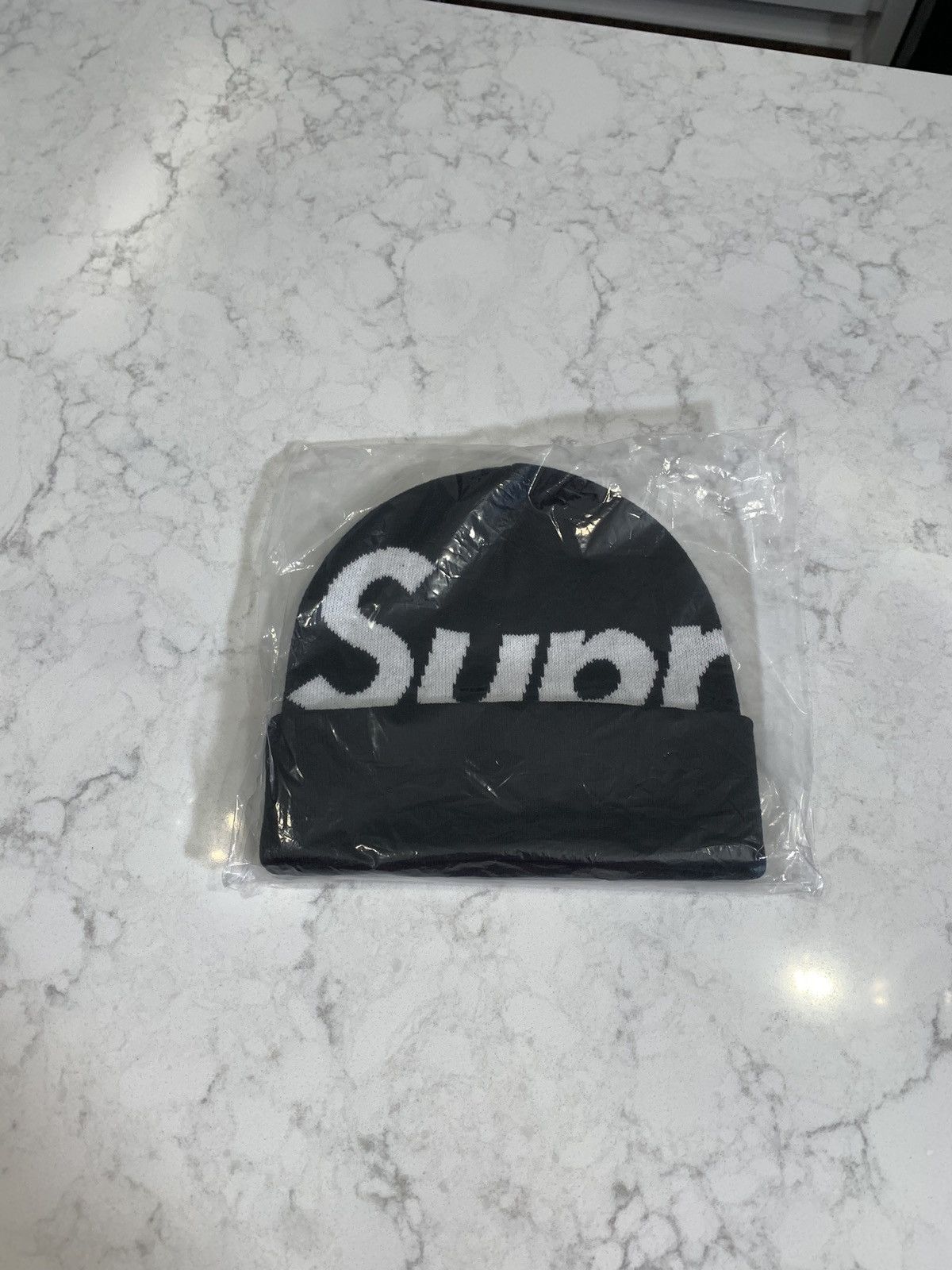 Supreme New Supreme Beanie FW22 Size ONE SIZE - 1 Thumbnail