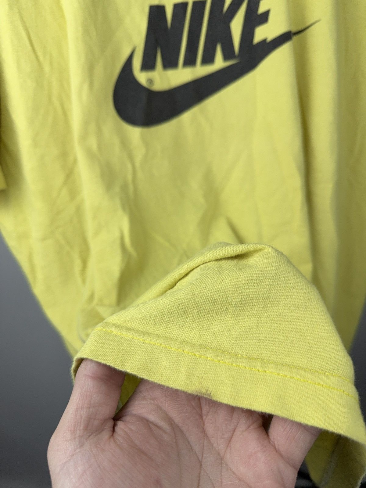 Nike Vintage Retro USA 90s Nike Yellow Tee with Big Swoosh Logo Size US XL / EU 56 / 4 - 5 Thumbnail