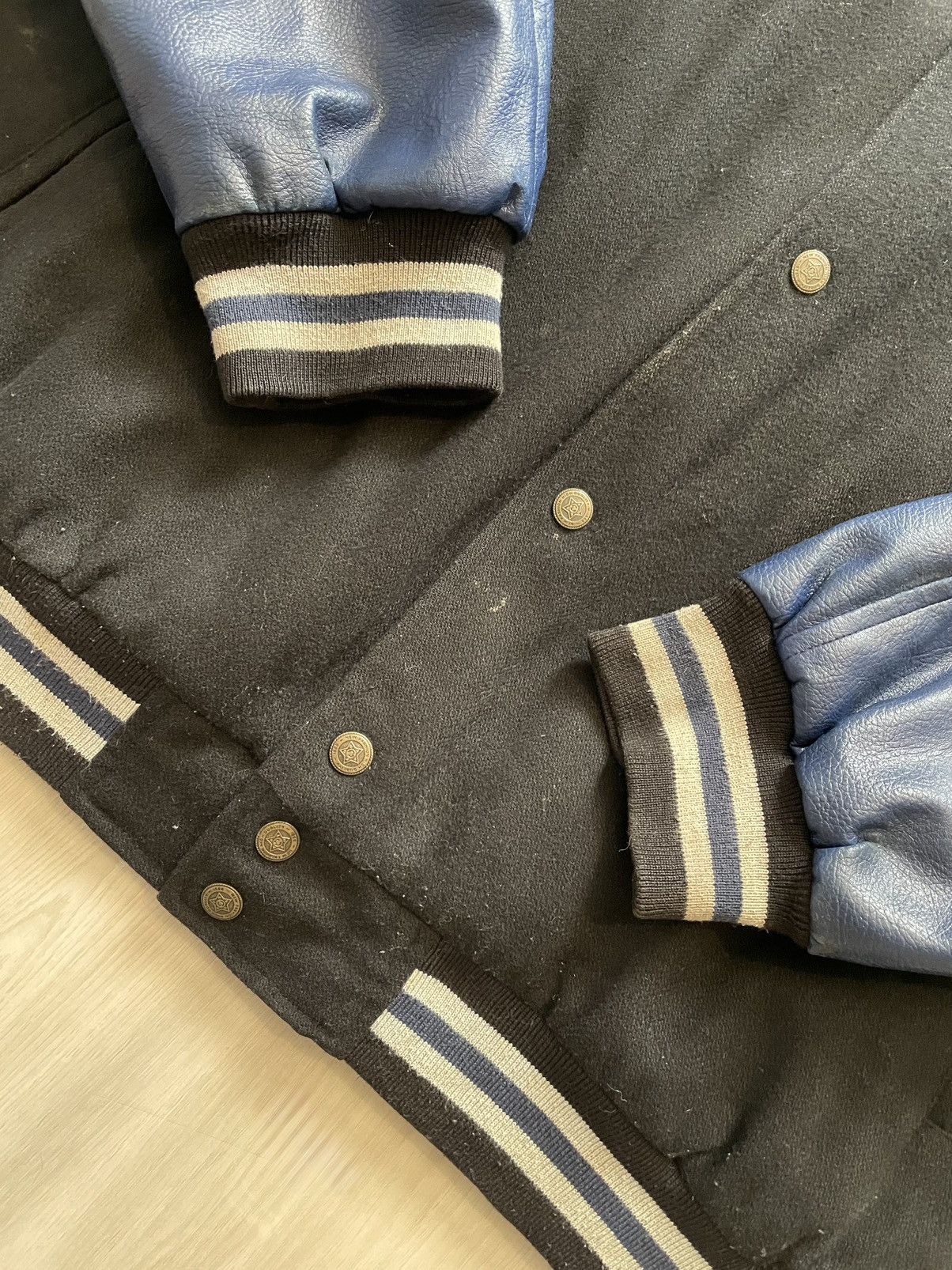 Vintage Vintage 90s NFL Game Day Dallas Cowboys Bomber Jacket Sz L Size US L / EU 52-54 / 3 - 4 Thumbnail