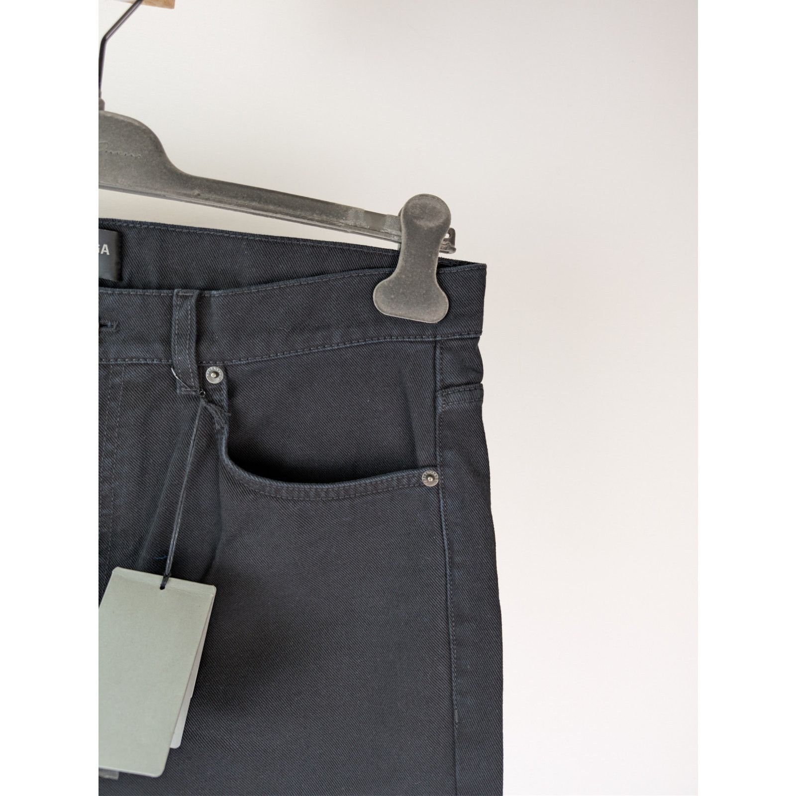 Balenciaga o1rshd1 Straight-Leg Flared Denim Jeans in Peach Pitch Black Size US 33 - 5 Thumbnail