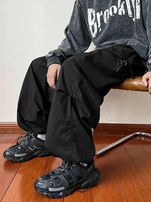 Japanese Brand Vintage Streetwear black cargo parachute pants y2k Size US 32 / EU 48 - 2 Thumbnail