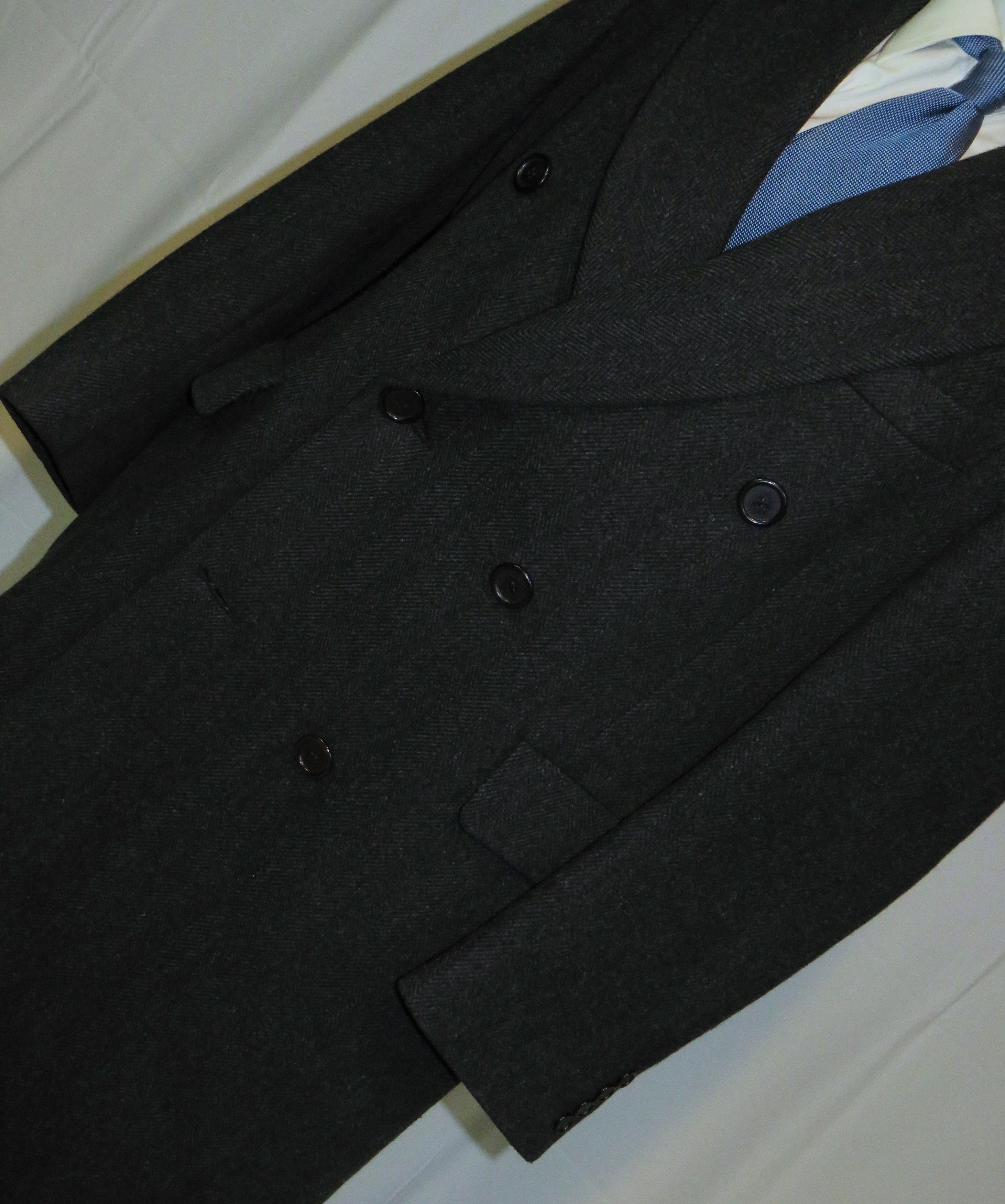 Paul Stuart Gray Herringbone Double Breasted Chesterfield 41R Size US L / EU 52-54 / 3 - 8 Thumbnail