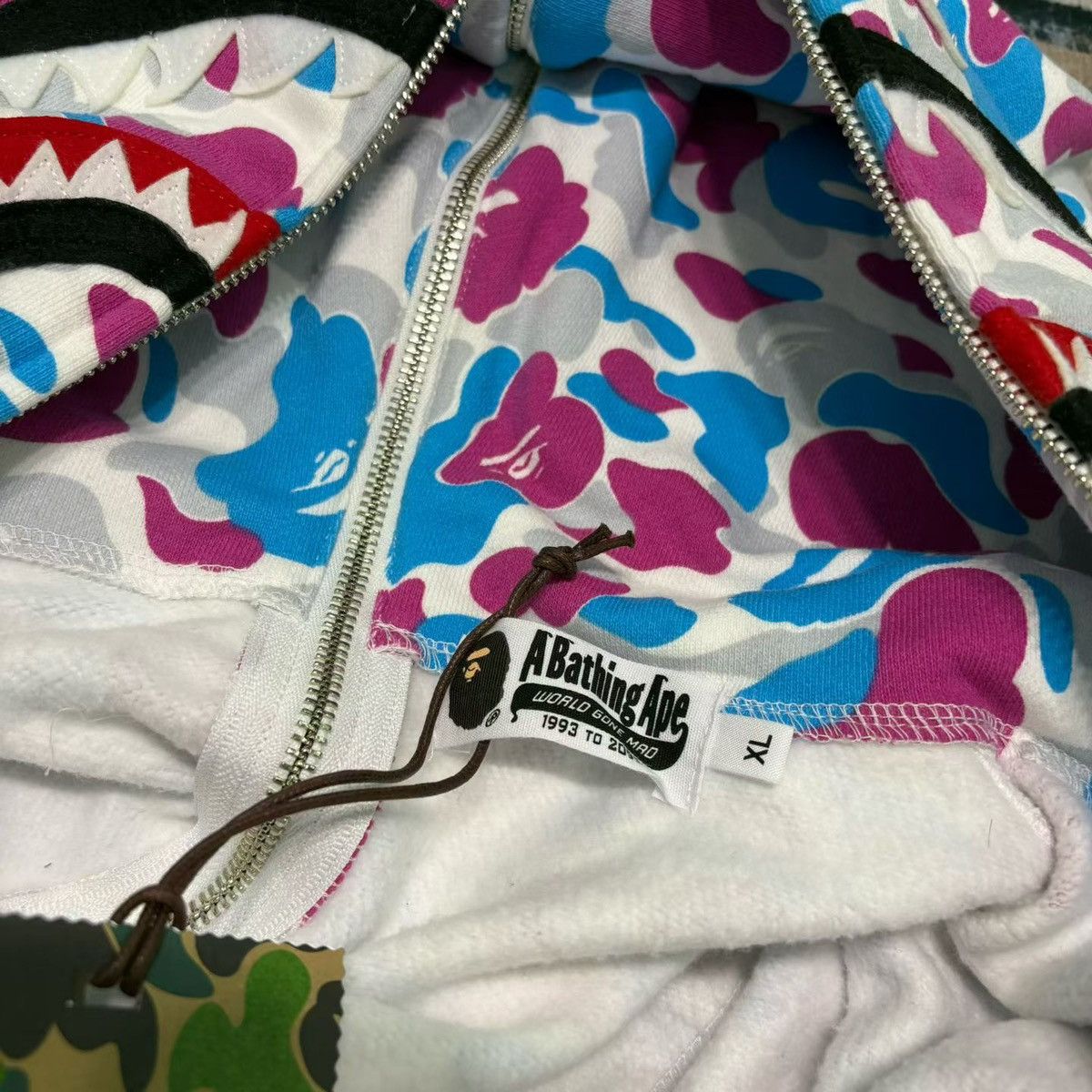 Bape BAPE SHARK FULL ZIP HOODIE Size US XL / EU 56 / 4 - 8 Thumbnail