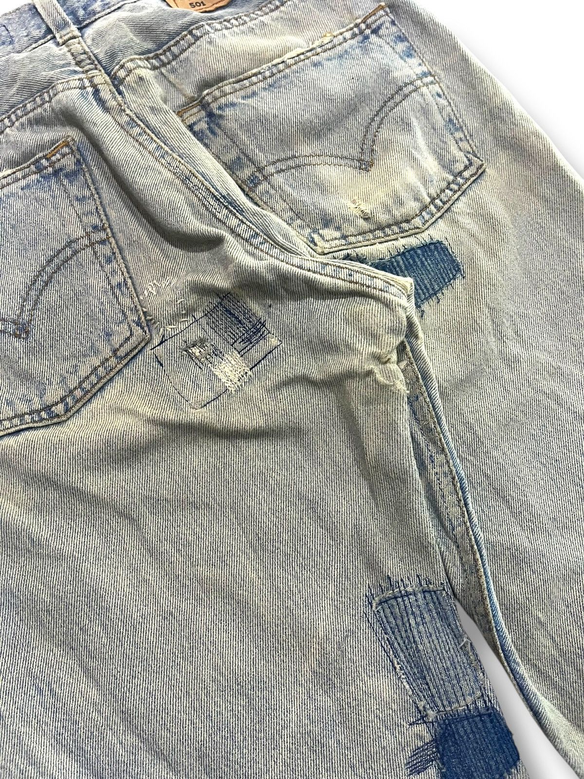 Levi's GRUNGE🤘🏼 VINTAGE LEVIS ARTE POVERA PATHWORK DISTRESSED DENIM Size US 29 - 12 Thumbnail