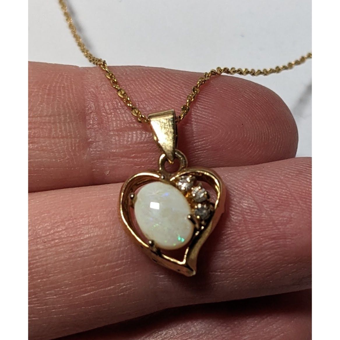 Other Nakagawa Corporation Gold Tone Opal Gemmed Heart Necklace Size ONE SIZE - 13 Thumbnail