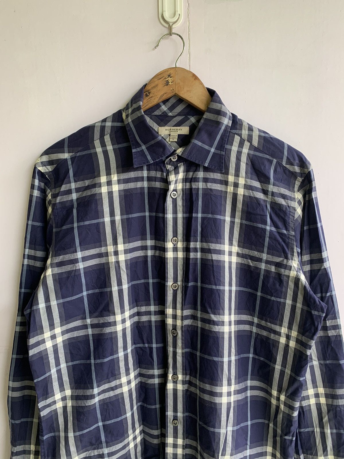 Burberry Burberry London Nova Check Button Shirt Size US L / EU 52-54 / 3 - 2 Thumbnail