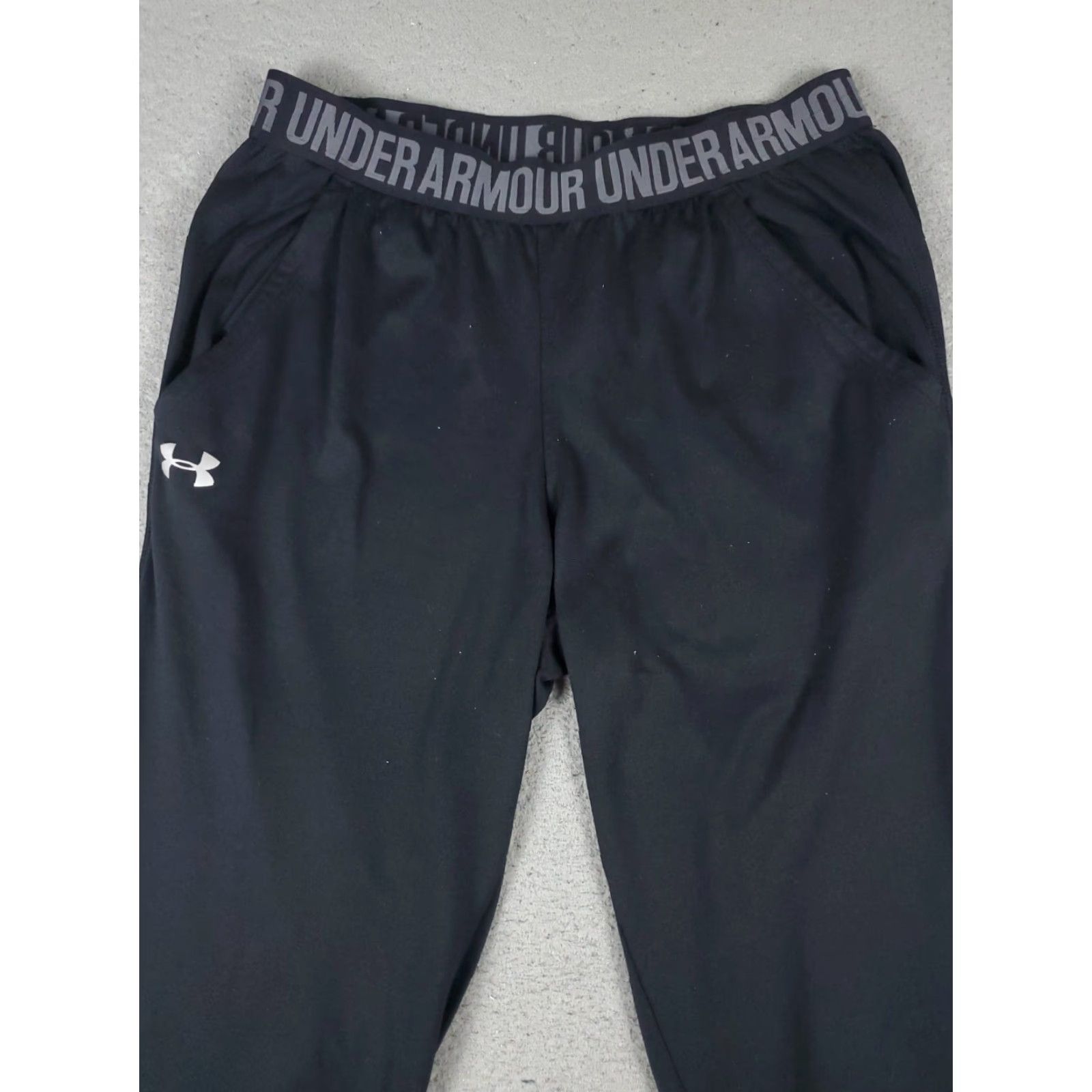 Under Armour Under Armour Pants Men Small Black Lightweight Active Track Sweatpants Joggers Regular Fit with Pockets Size US 29 - 2 Thumbnail