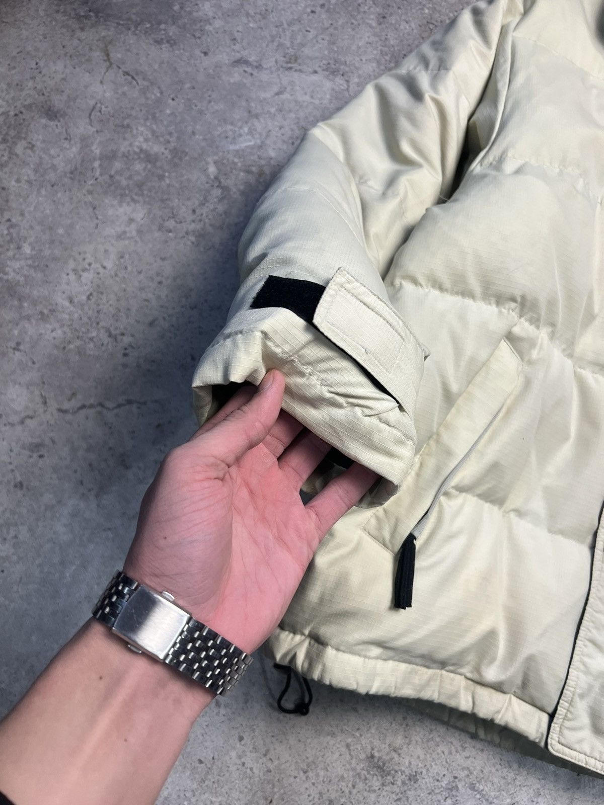 Nike Nike Vintage Puffer Jacket Ivory Travis 90s Swoosh Size US M / EU 48-50 / 2 - 8 Thumbnail