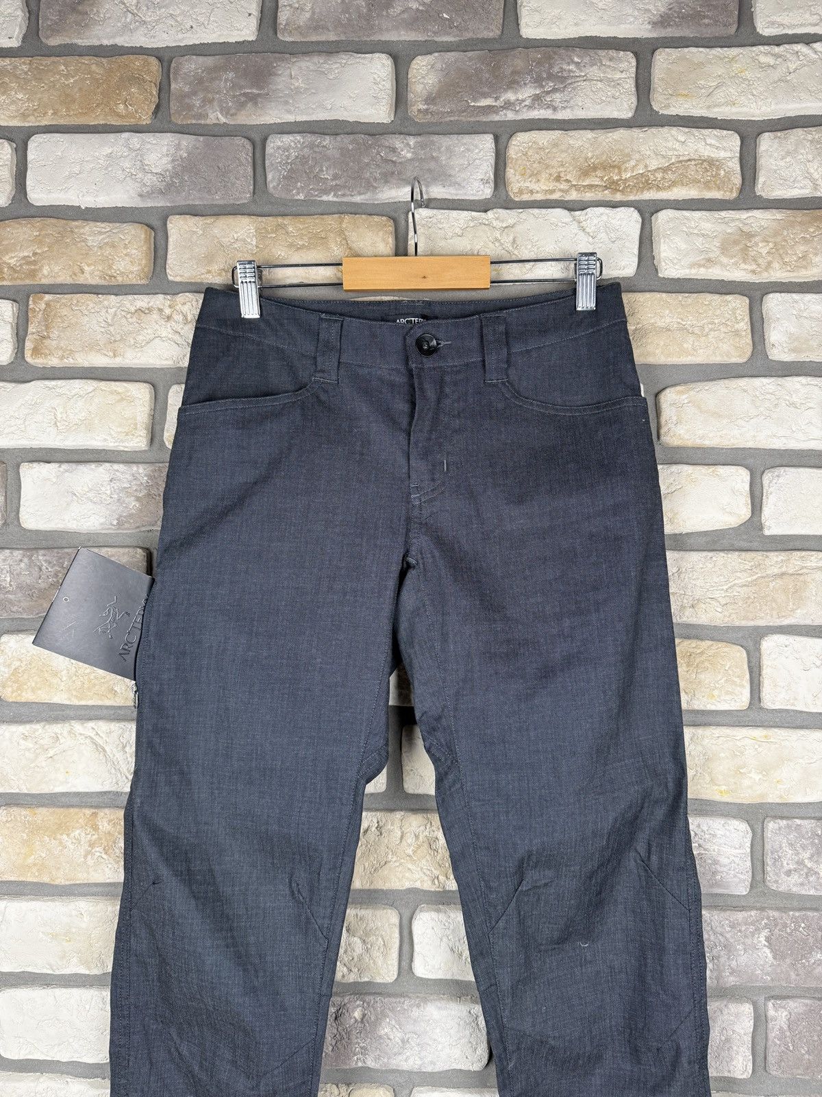 Arc'teryx New with tags arcteryx arc’teryx pants Size US 29 - 3 Thumbnail