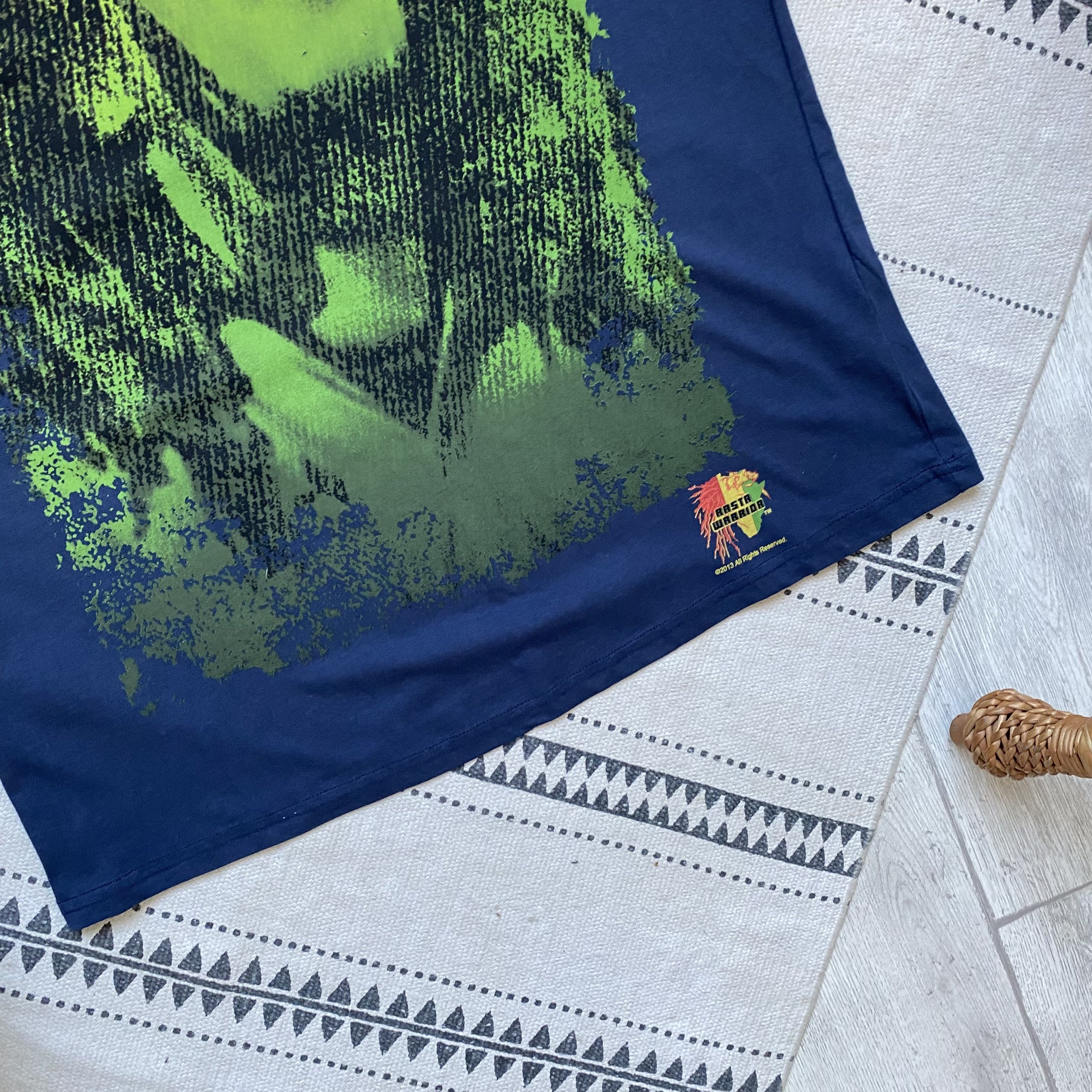 Band Tees 💚 Vintage Bob Marley tee Rasta Warrior Y2K Rap Tees Size US L / EU 52-54 / 3 - 3 Thumbnail