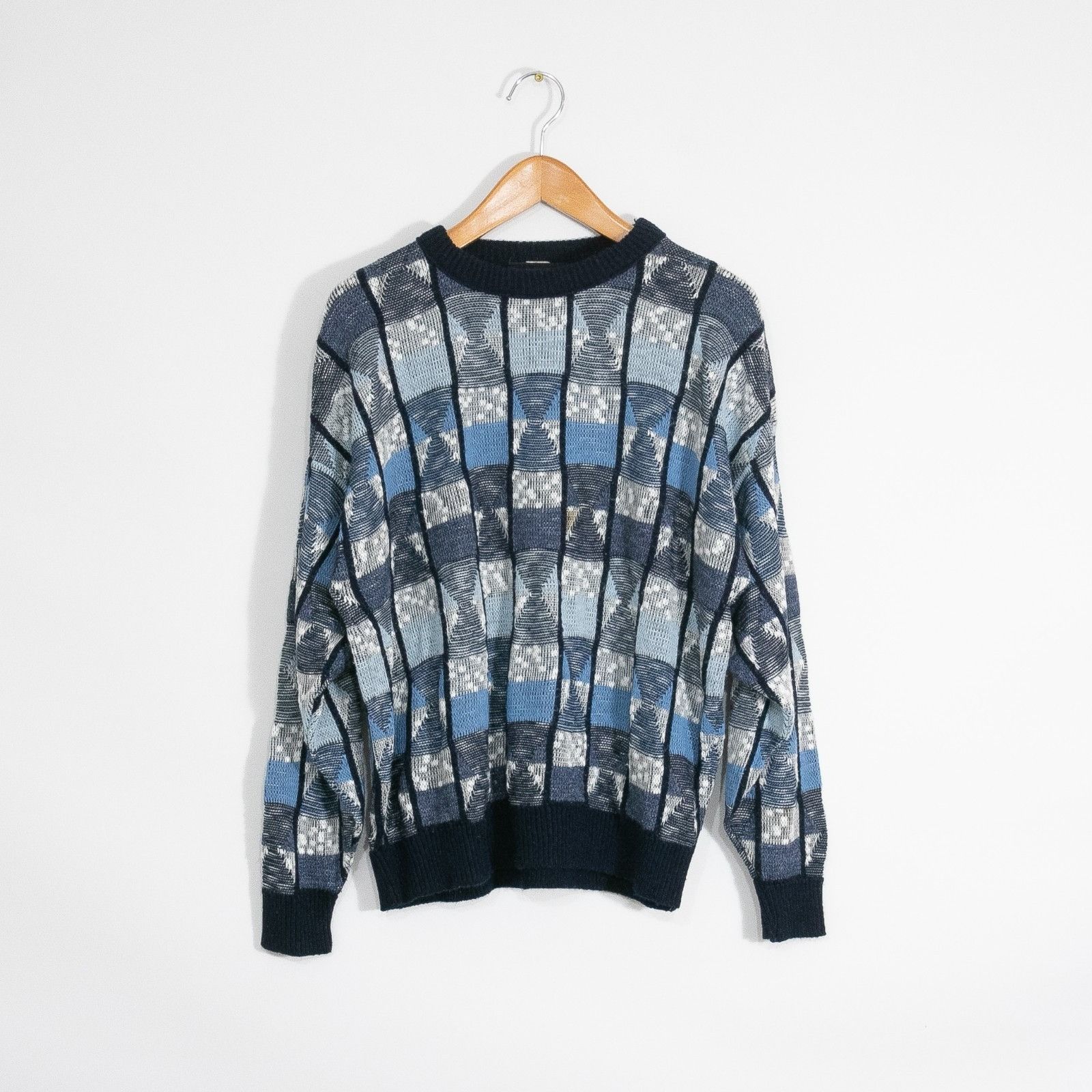 Vintage Vintage 90s Diamond Pattern Striped Acrylic Sweater Large Size US L / EU 52-54 / 3 - 1 Thumbnail