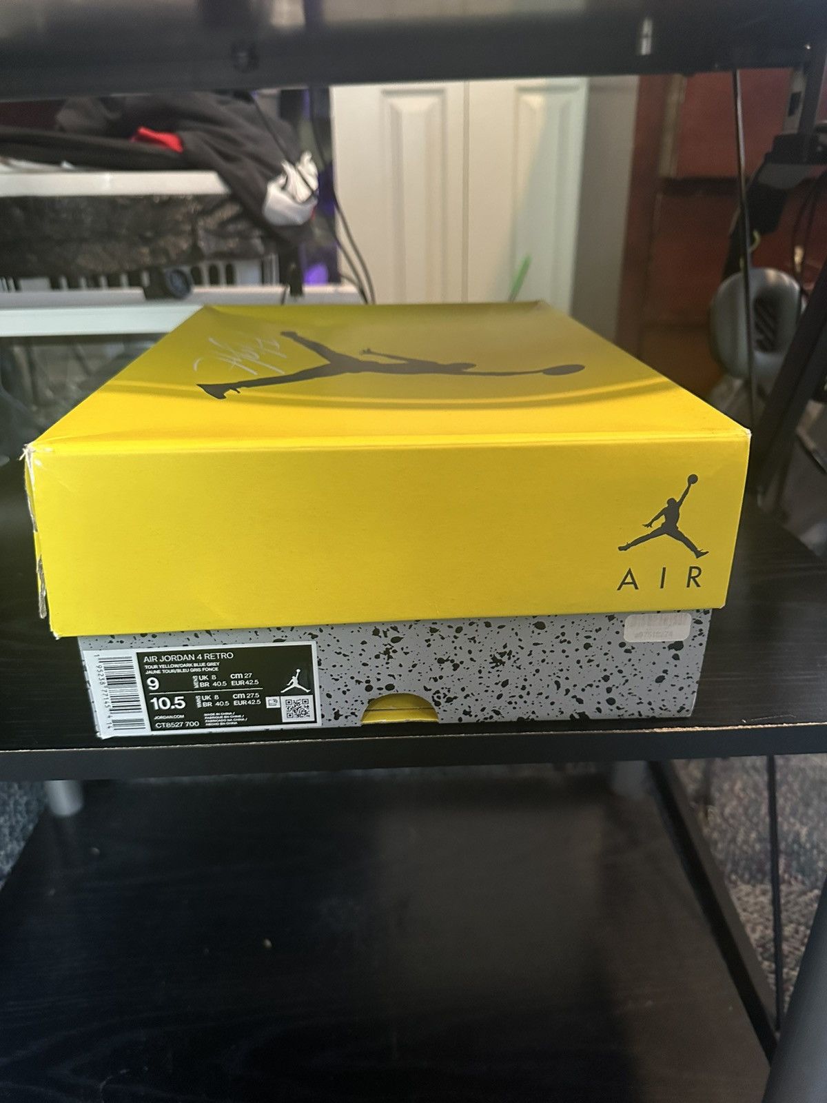 Jordan Brand Jordan 4 mid lighting Size US 9 / EU 42 - 2 Thumbnail