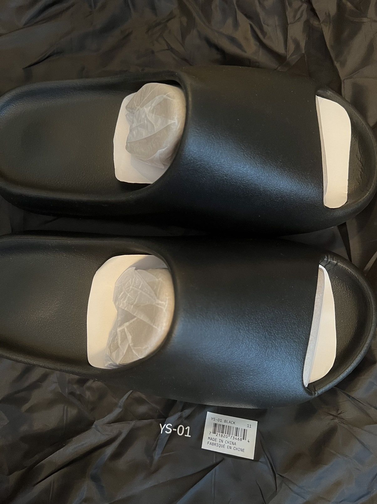 Yeezy Yeezy foam YS-01 Slider Black 10US Size US 10 / EU 43 - 7 Thumbnail