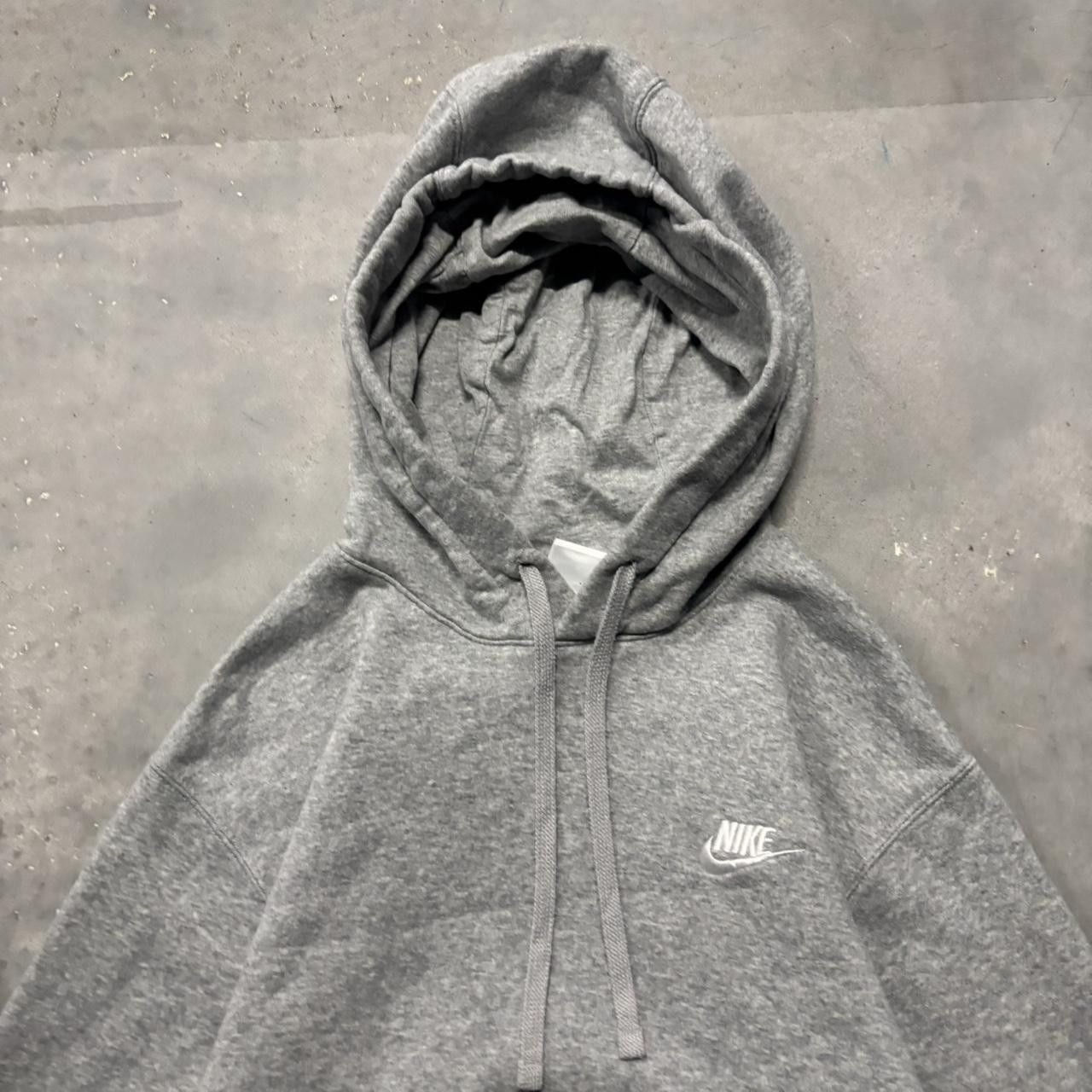 Nike × Vintage Crazy Vintage Y2K/2000s Light Grey Nike Streetwear Essential Hoodie! Size US M / EU 48-50 / 2 - 2 Thumbnail