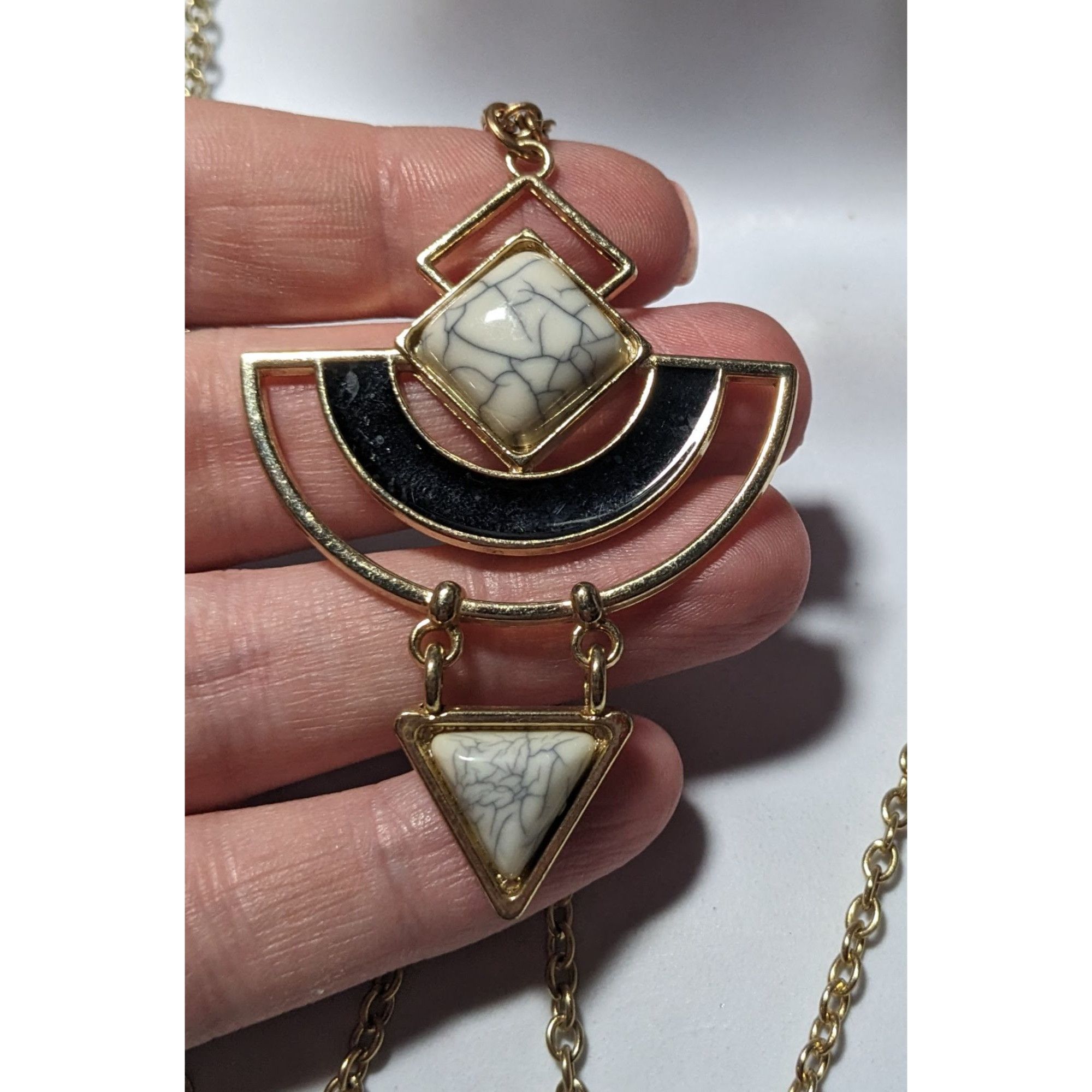 Other Modern Geometric Abstract Gemmed Pendant Necklace Size ONE SIZE - 6 Thumbnail
