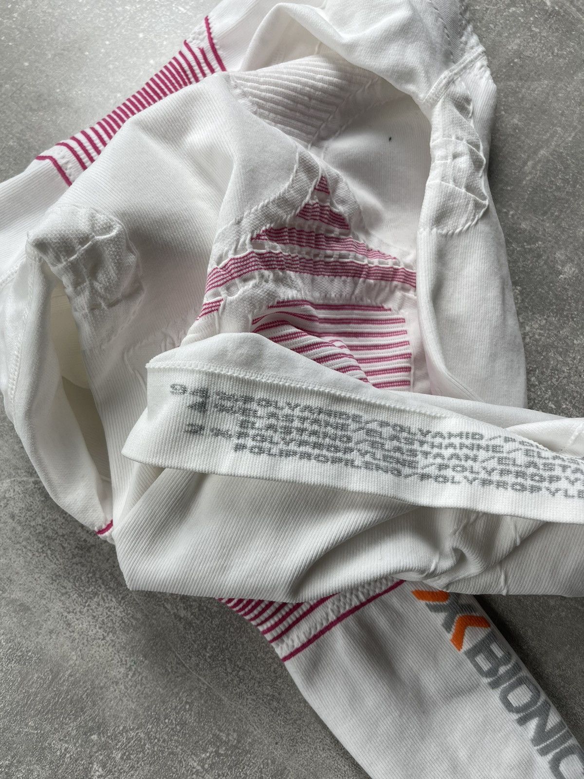 Other X Bionic X Seamless Compression Base Layer Top White Pink Size XL / US 12-14 / IT 48-50 - 11 Thumbnail