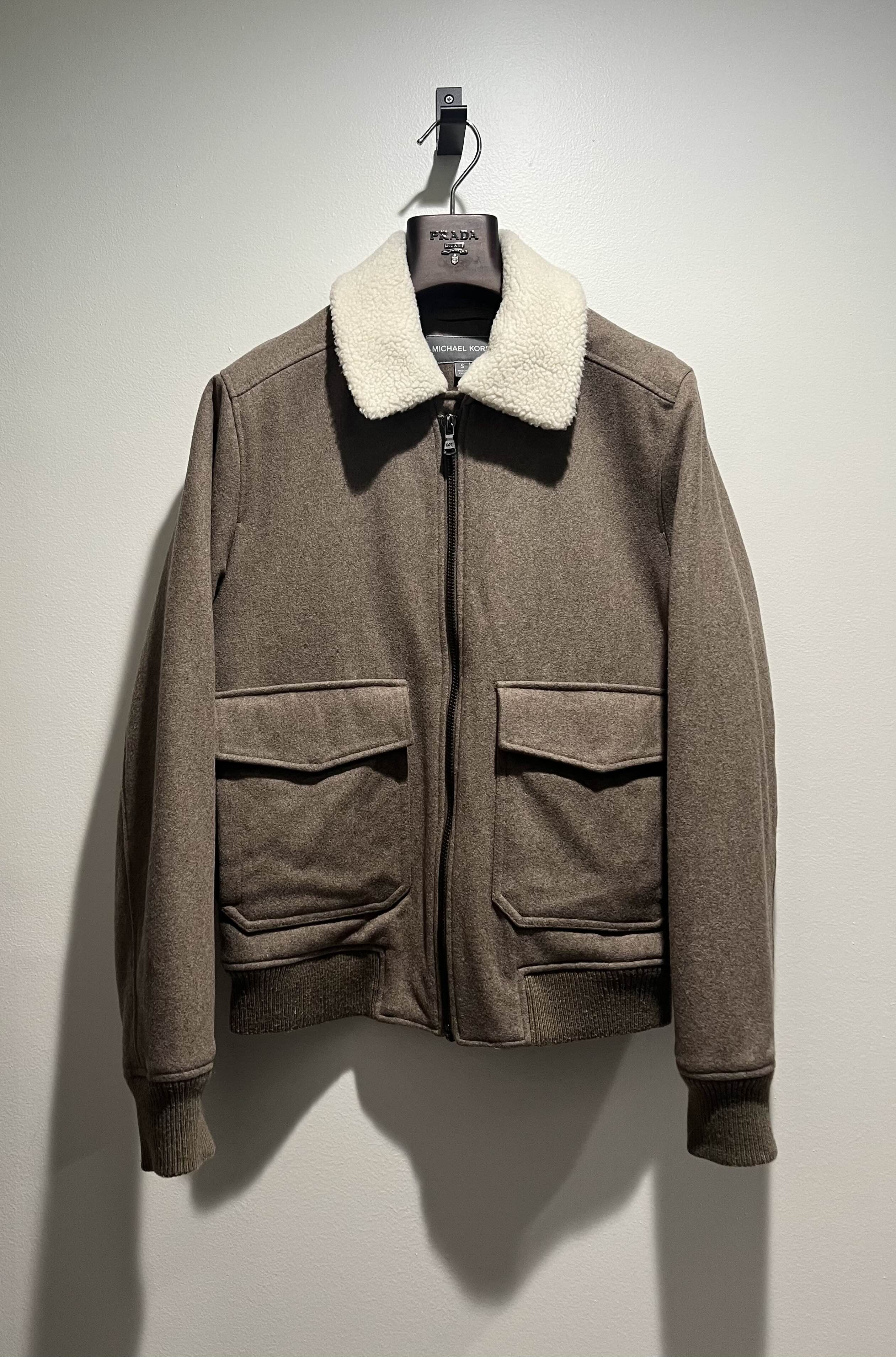 Michael Kors Michael Kor Shearling Bomber Size US S / EU 44-46 / 1 - 1 Thumbnail