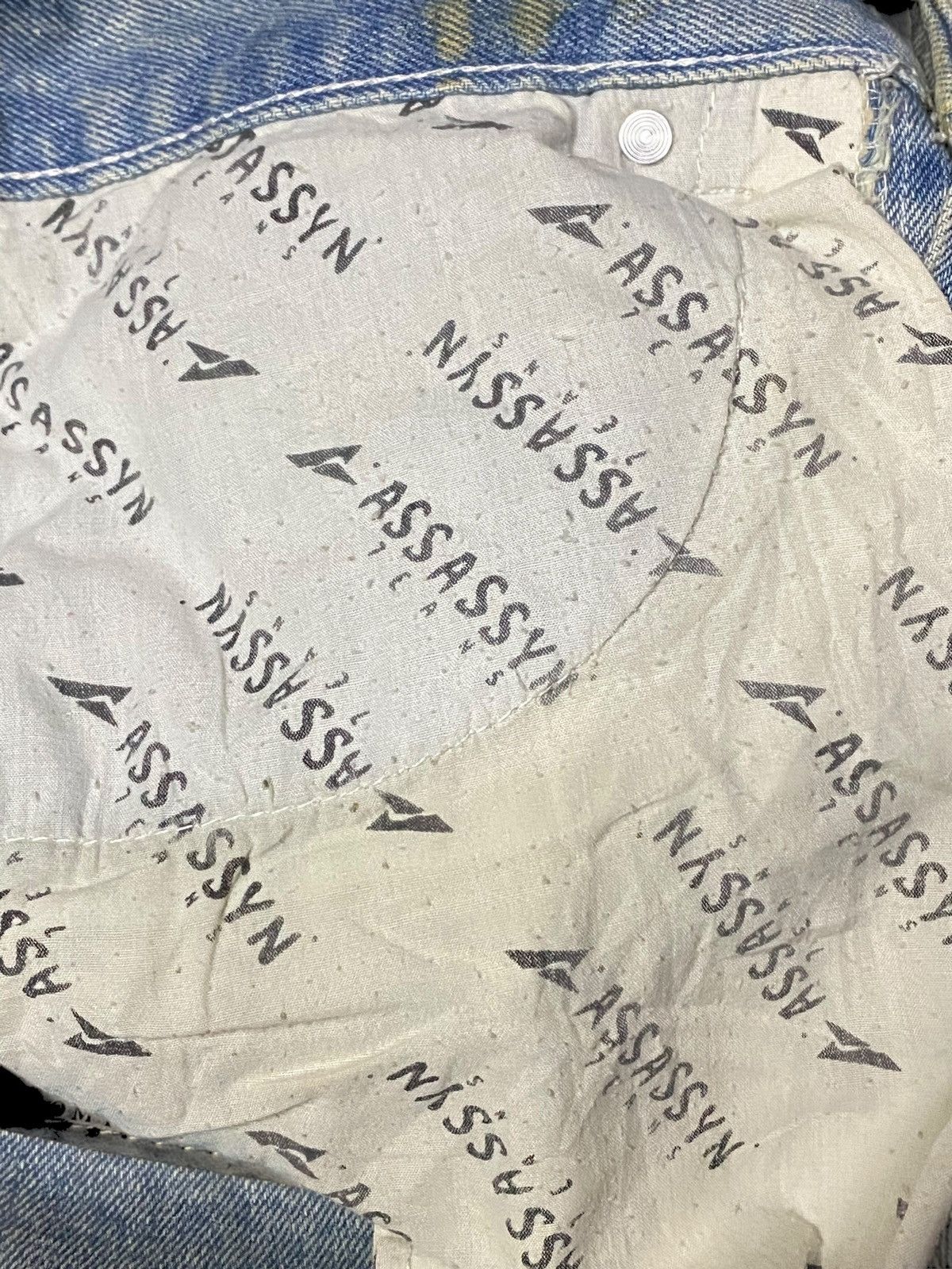Bob Marley Baggy Vintage Hemp Blue Denim Shorts With Unique Stains Find Size US 31 - 14 Thumbnail