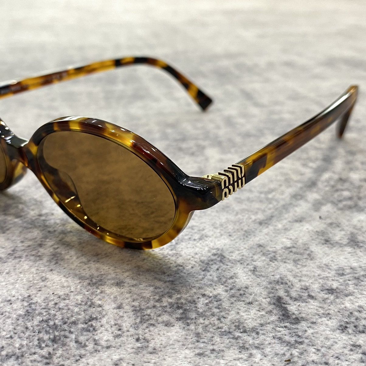 Miu Miu Miu Miu SMU04Z-19P-2Z1 Size ONE SIZE - 2 Thumbnail