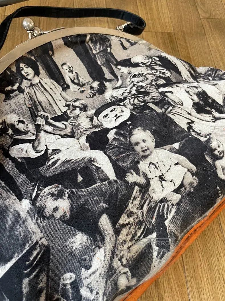 Jean Paul Gaultier Jean Paul Gaultier Satin Portrait Clutch Bag. Size ONE SIZE - 5 Thumbnail