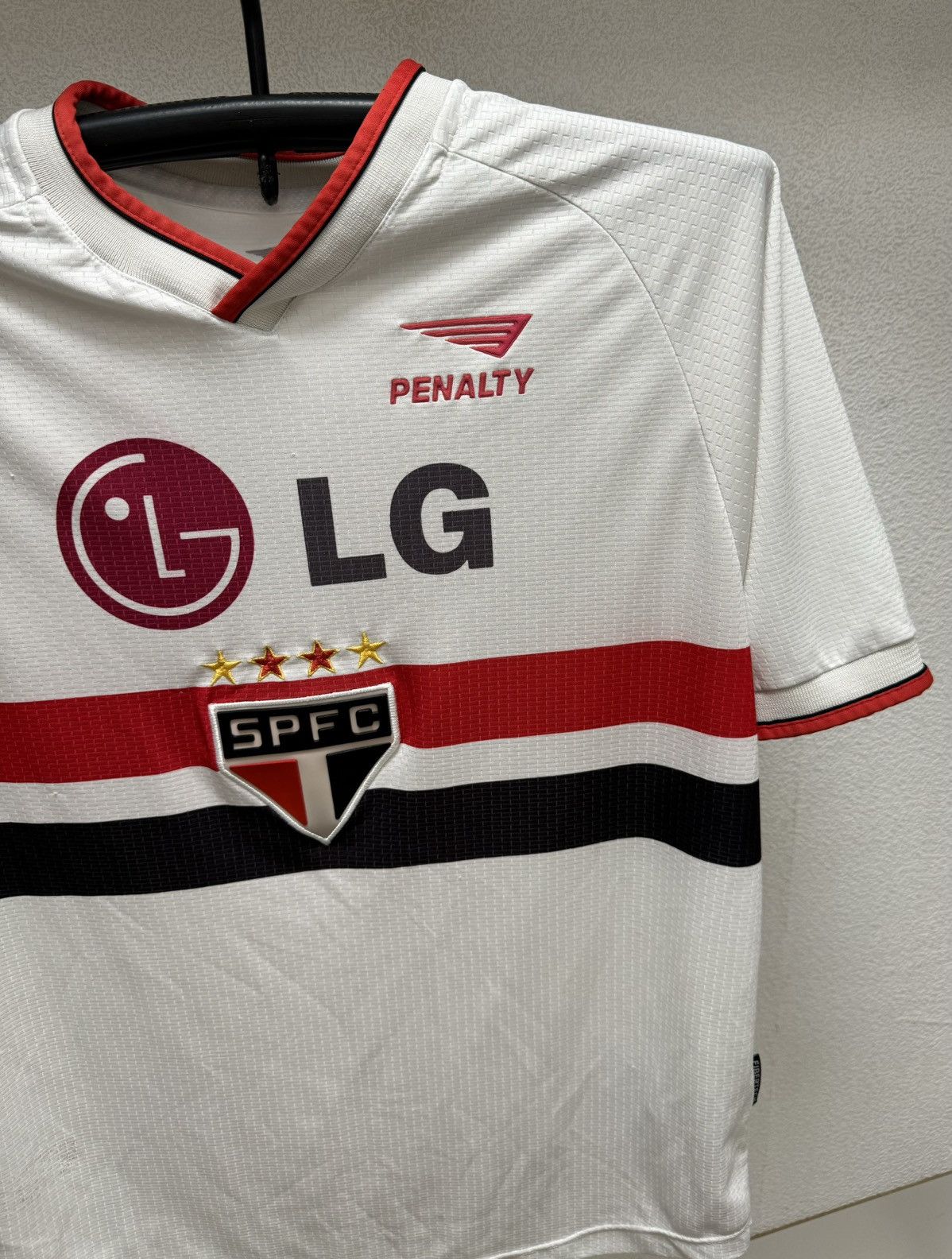Penalty Sao Paulo vintage soccer jersey LG Penalty L 2001 brasil Size US L / EU 52-54 / 3 - 4 Thumbnail