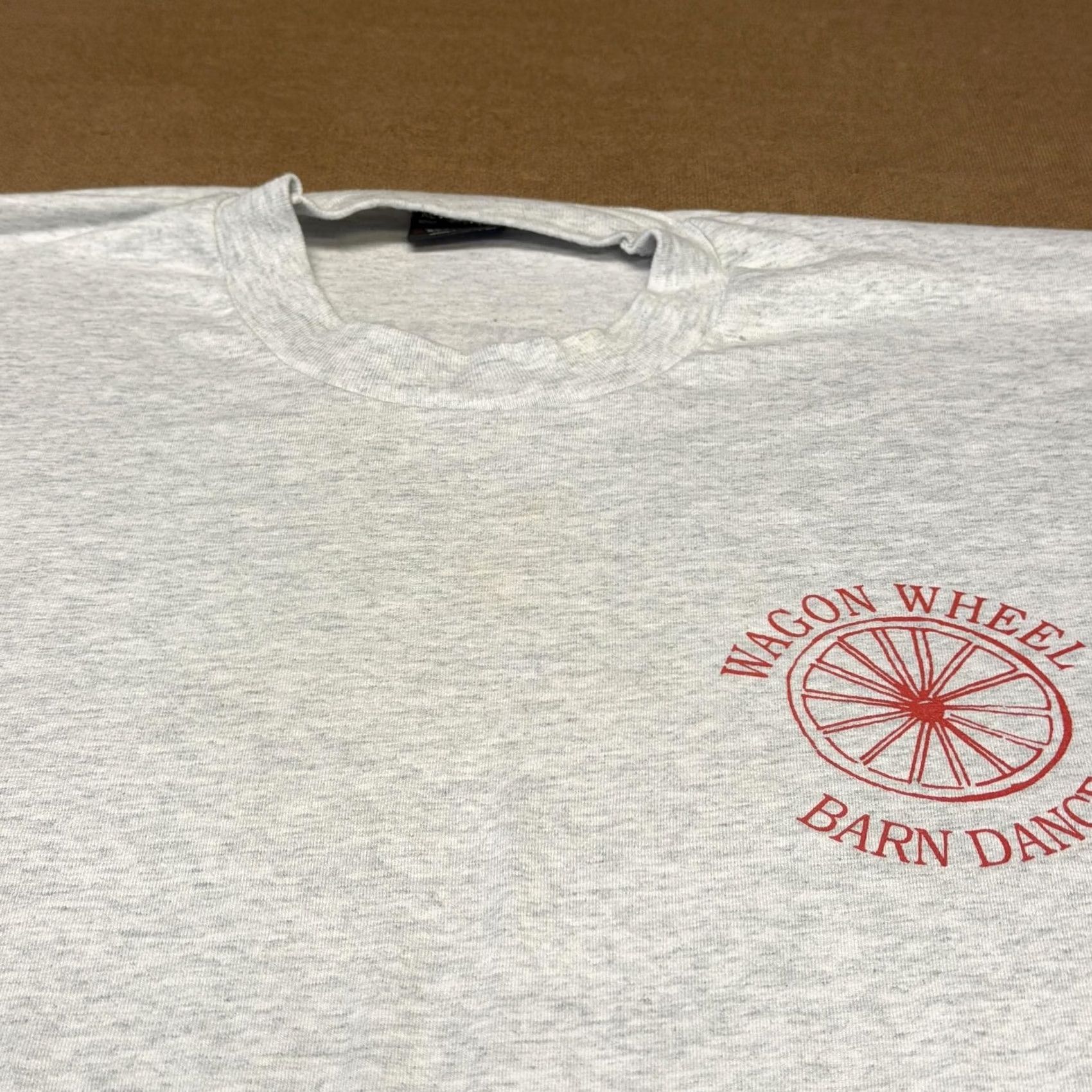 Fruit Of The Loom VINTAGE Fruit Of The Loom Shirt Mens XL Gray Wagon Wheel Barn Dance NC Tee 90s Size US XL / EU 56 / 4 - 2 Thumbnail