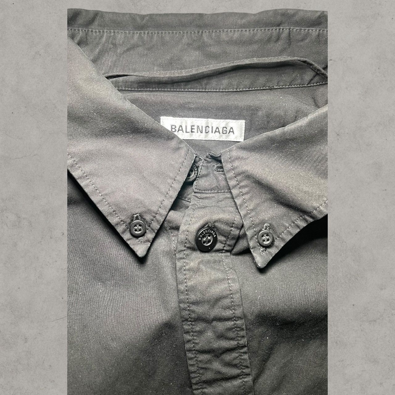 Balenciaga Balenciaga Oversized Asymmetrical Tucked Button Shirt Sz 34 Size US M / EU 48-50 / 2 - 5 Thumbnail
