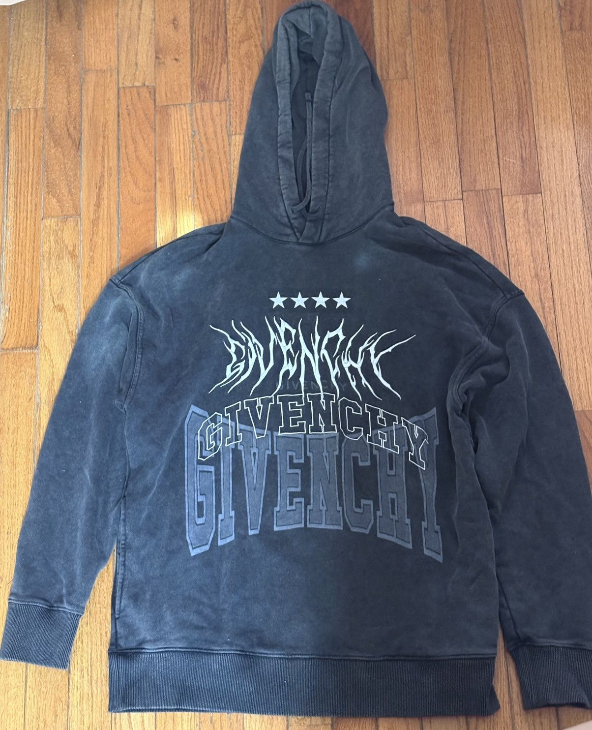 Designer × Givenchy Givenchy Washed Black Hoodie Size M Size US M / EU 48-50 / 2 - 13 Thumbnail