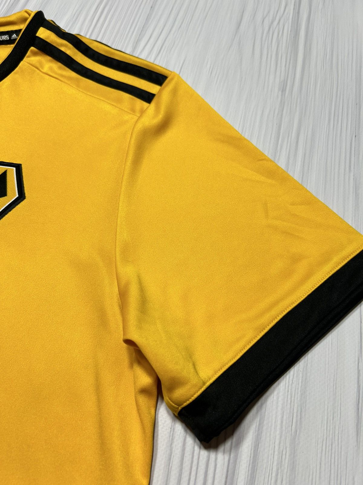 Adidas Wolverhampton 2018/19 Adidas Soccer Jersey Size L Size US L / EU 52-54 / 3 - 7 Thumbnail